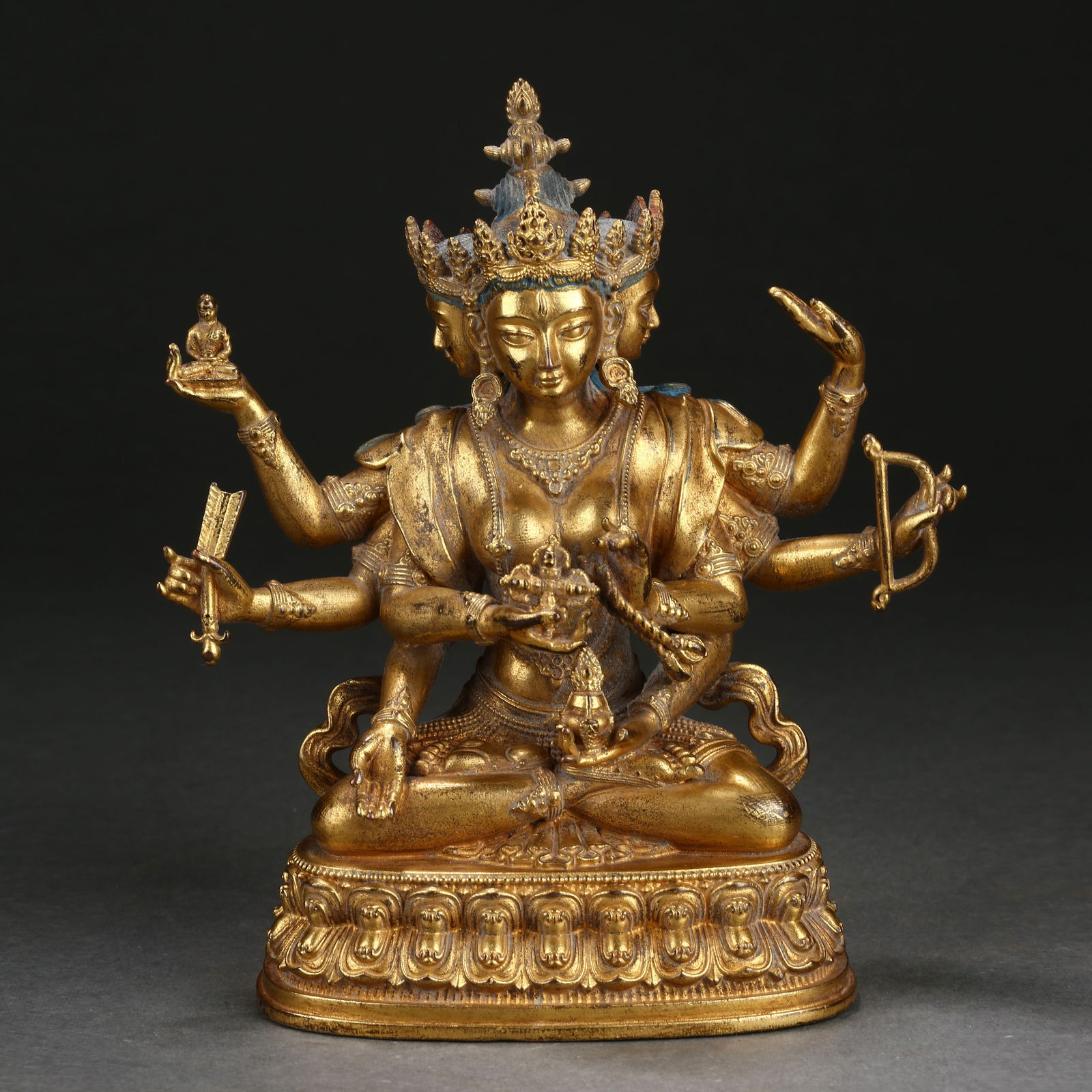A GILT BRONZE USHNISHAVIJAYA (VICTORIOUS CROWNED MOTHER) STATUE (1 of 11)