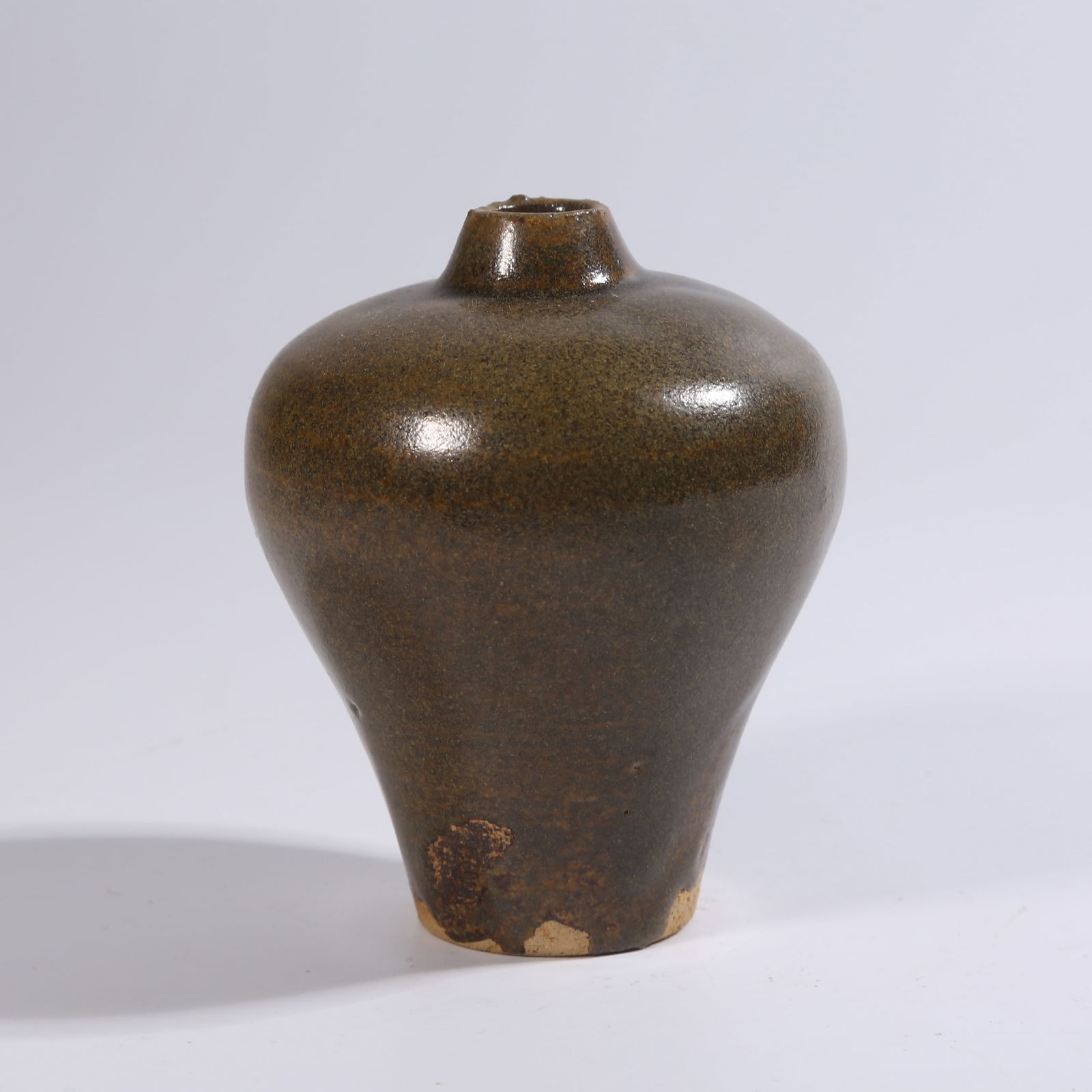 A TEA-DUST GLAZED SMALL BOTTLE (1 of 9)