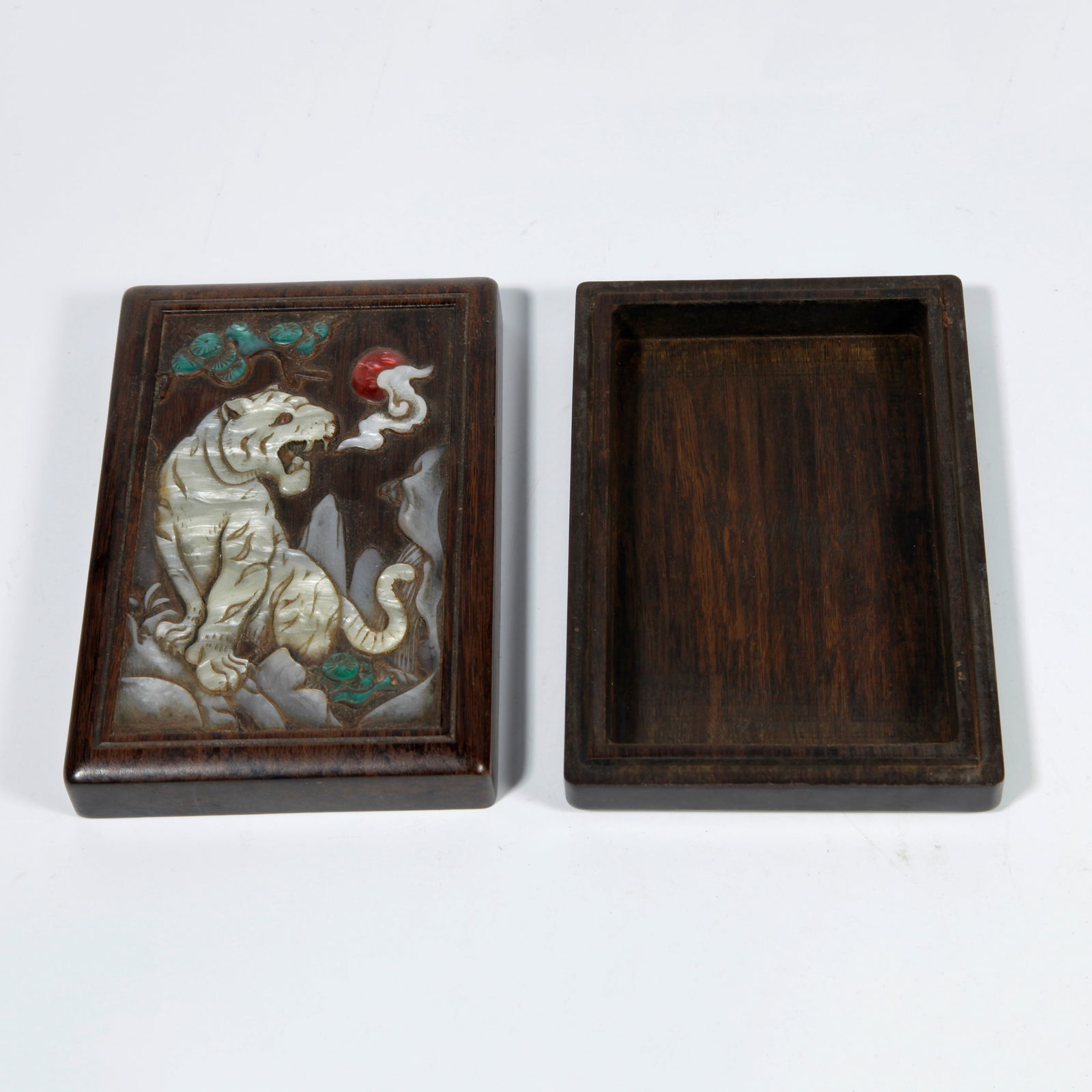 A HUANGHUALI WOOD BOX INLAID WITH MOTHER-OF-PEARL TIGER PATTERN (1 of 8)