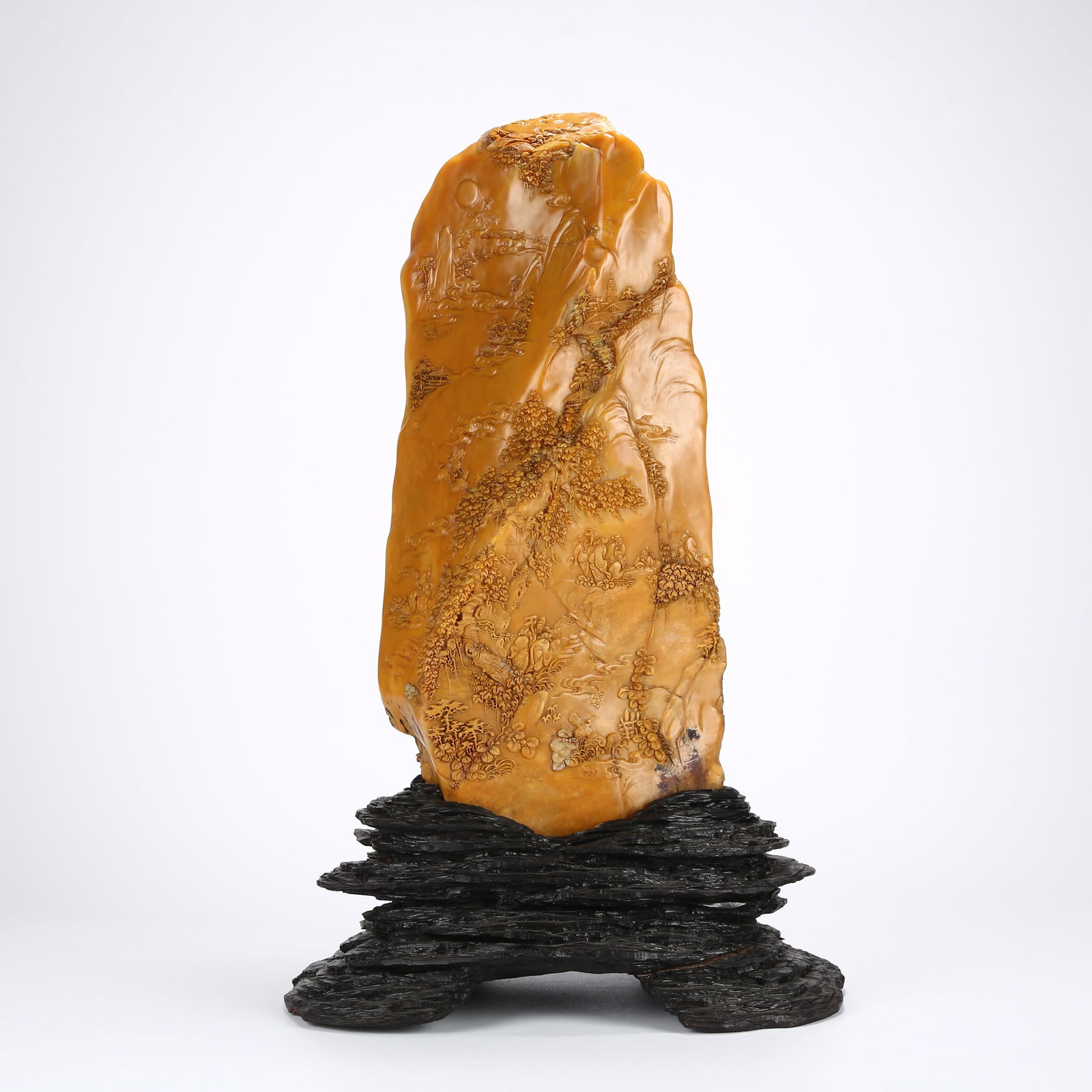 A SHOUSHAN TIANHUANG STONE GRAND MOUNTAIN SCULPTURE WITH GATHERING OF SCHOLARS DESIGN (1 of 8)