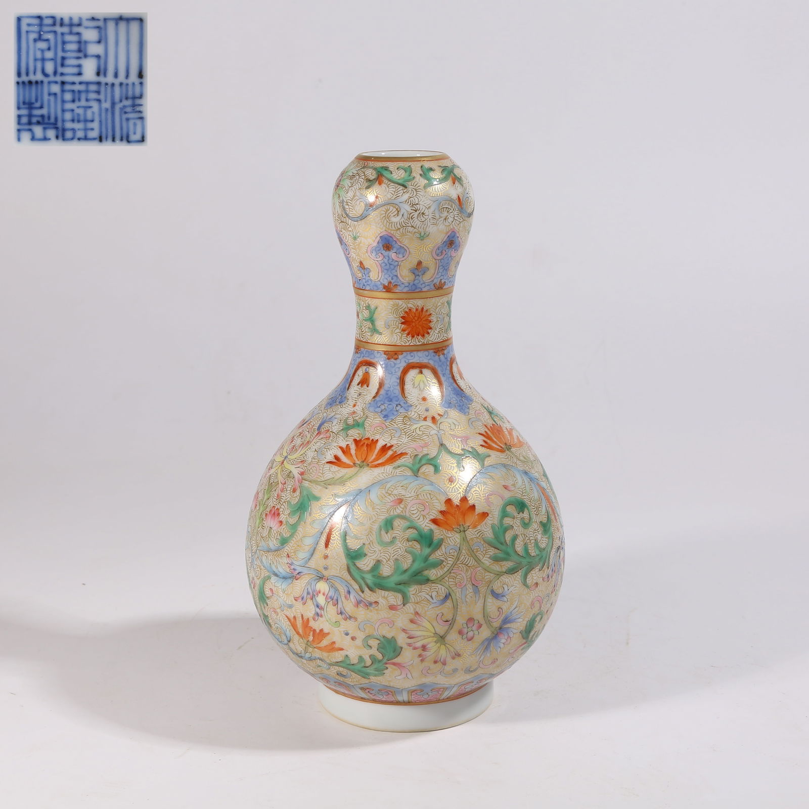 A JINDIAN WUCAI "SCROLL GRASS" GARLIC-HEAD VASE (1 of 9)