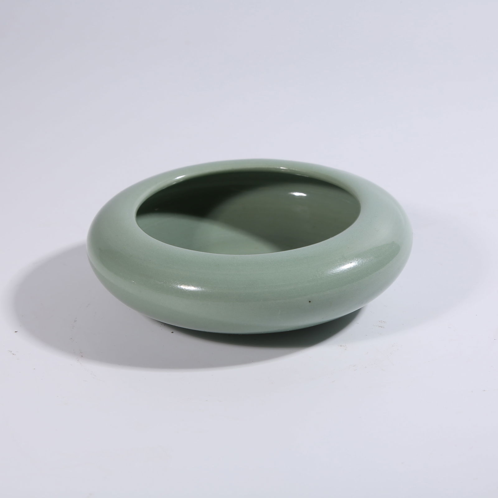 A LONGQUAN KILN BRUSH WASHER (1 of 9)