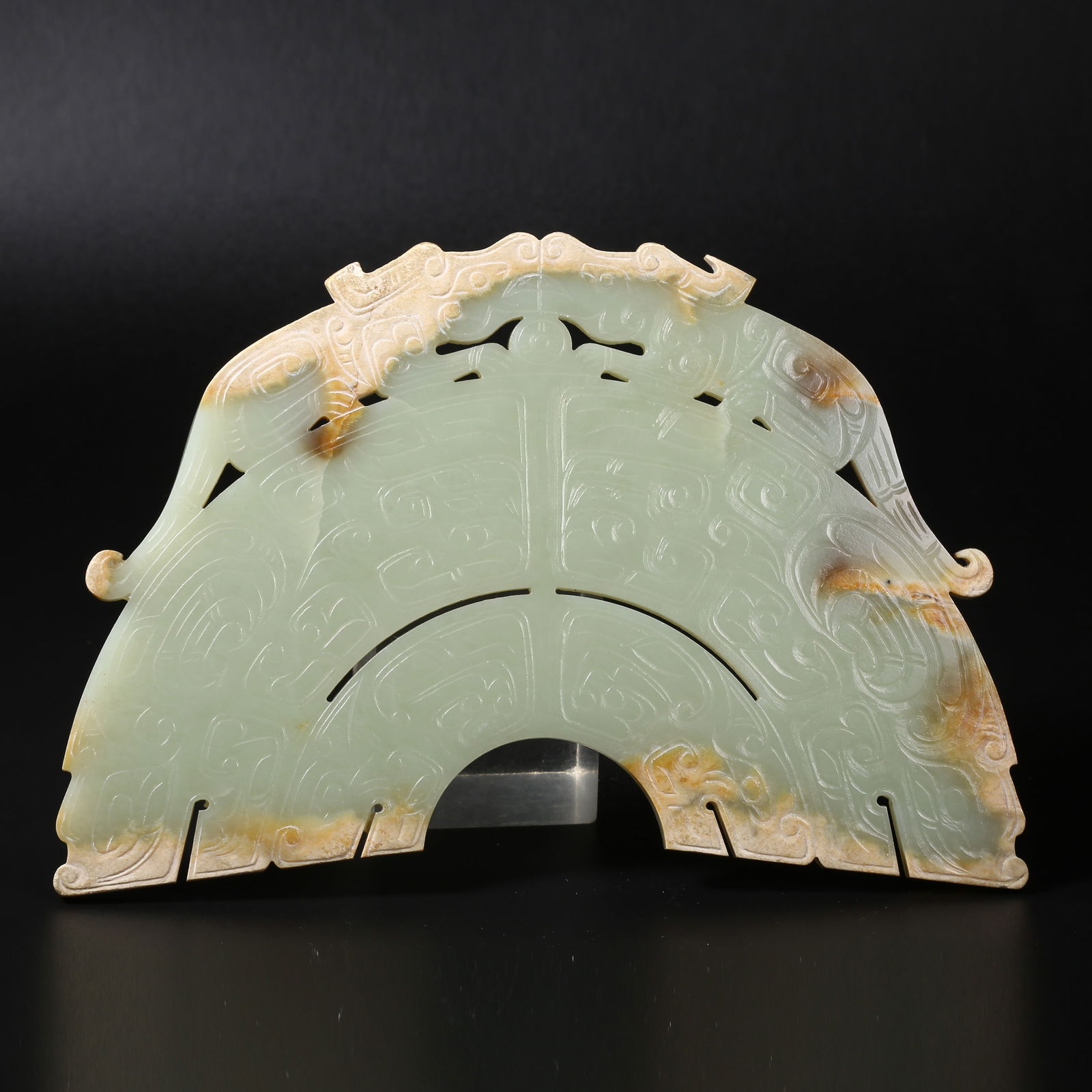 A ARCHAIC JADE HUANG PENDANT (1 of 10)