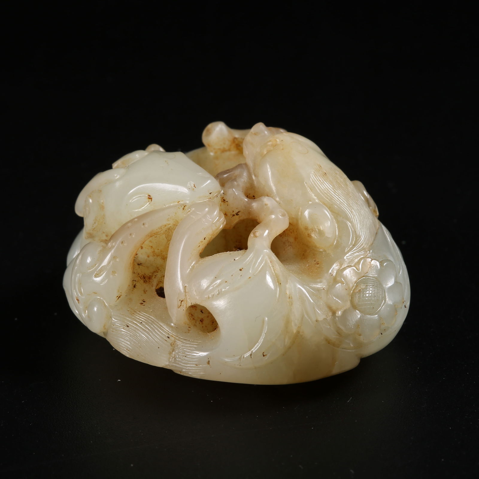 A HETIAN JADE DOUBLE-HAPPINESS PENDANT (1 of 8)
