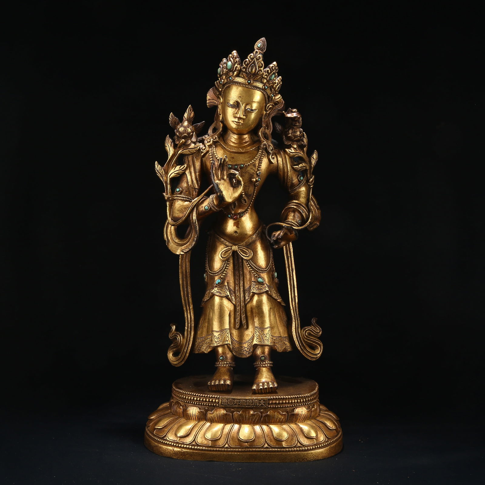 A GILT BRONZE STATUE OF MAITREYA BODHISATTVA (1 of 10)