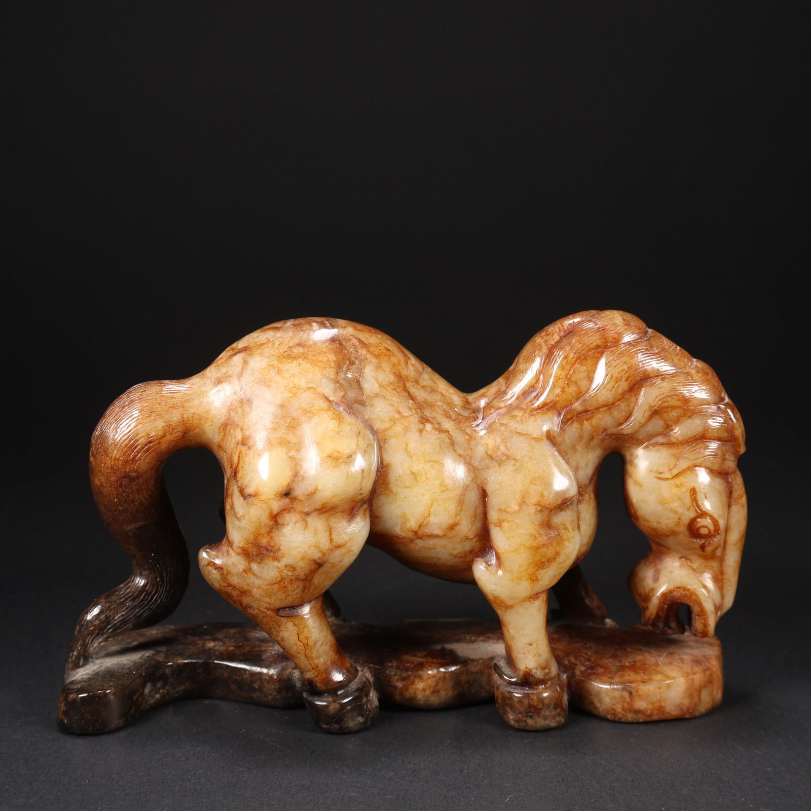 A HETIAN JADE HORSE: Hetian Jade Horse