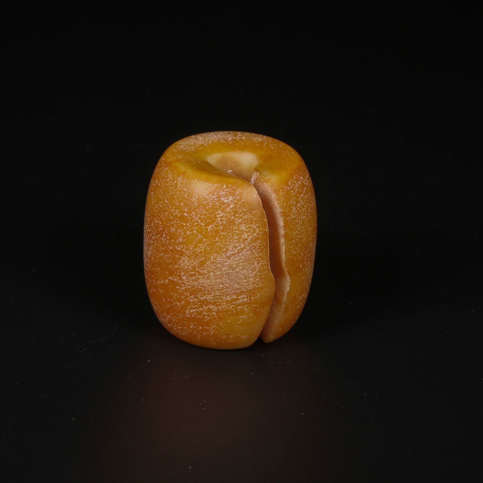 A ARCHAIC JADE JUE (RITUAL OBJECT) (1 of 9)