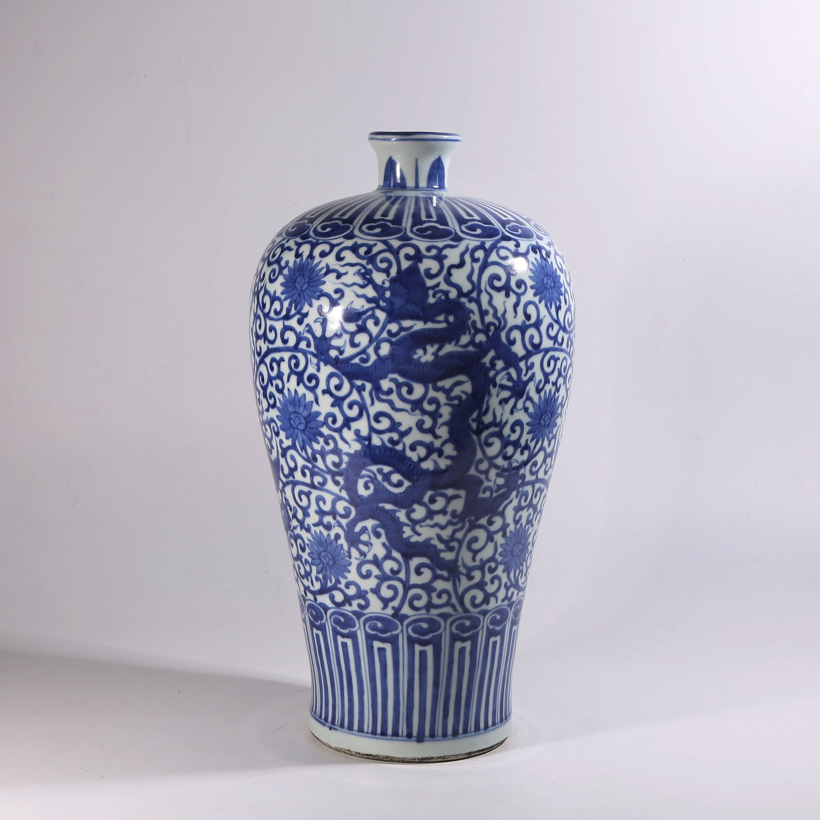 A BLUE-AND-WHITE PLUM VASE WITH "DRAGON AND PHOENIX AMID FLOWERS" DESIGN (1 of 10)