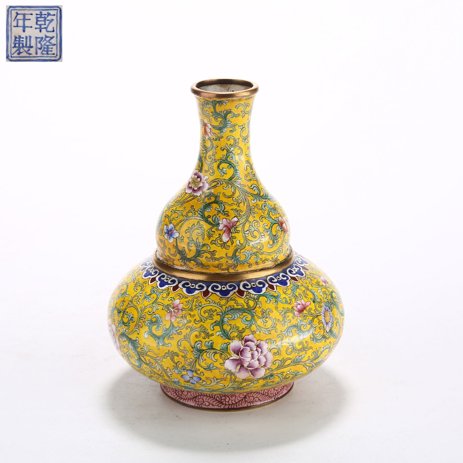 A CLOISONNÉ ENAMEL GOURD VASE WITH SCROLLING FLORAL PATTERN (1 of 10)
