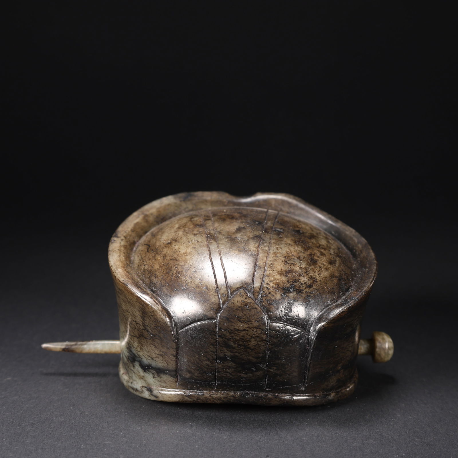 A HETIAN JADE OFFICIAL HAT (1 of 9)
