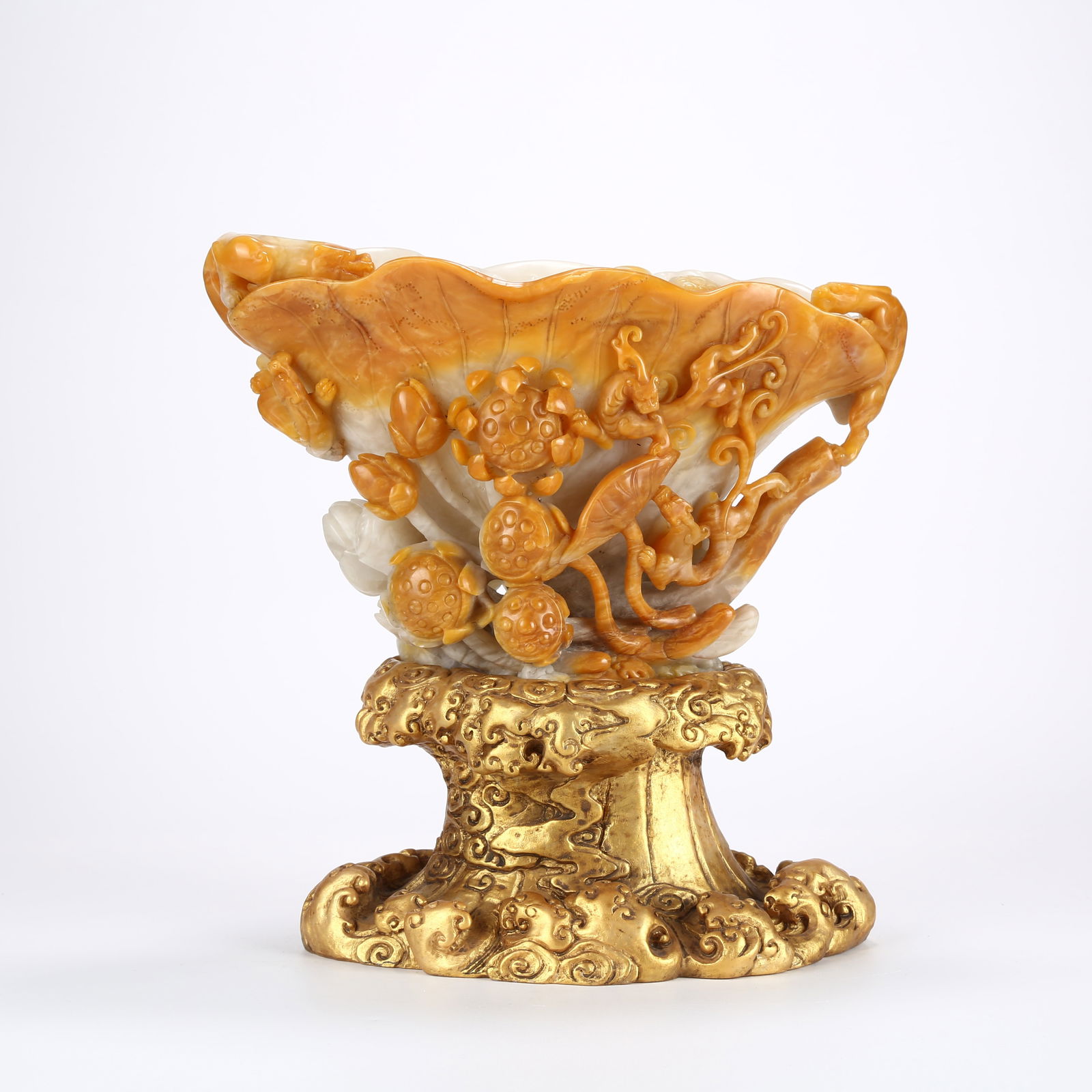 A SHOUSHAN STONE CHILONG-PATTERNED LOTUS LEAF WASHER WITH BASE: Shoushan Stone Chilong-patterned Lotus Leaf Washer with Base