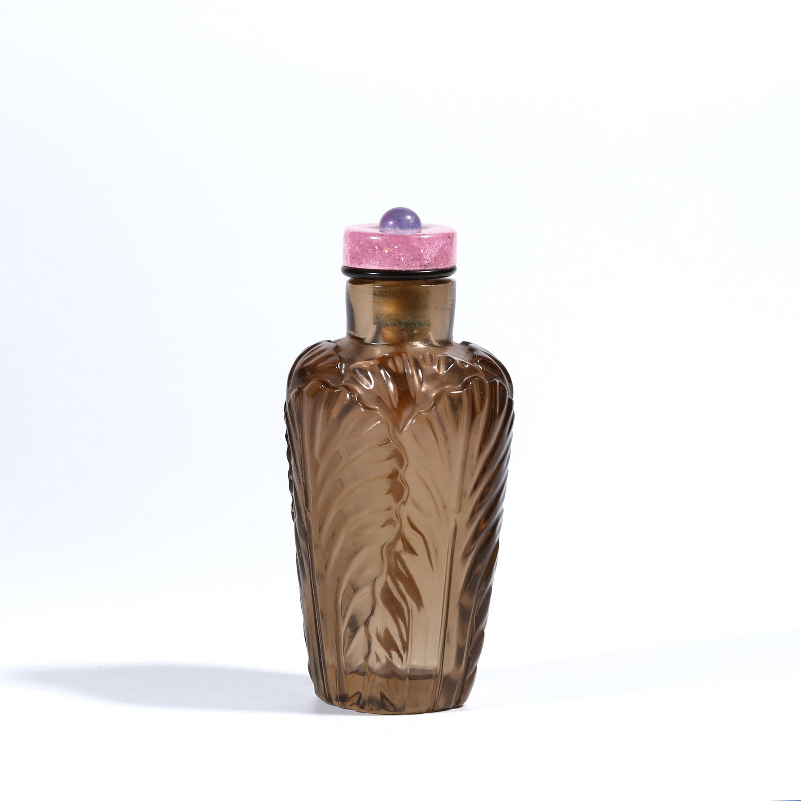 A CRYSTAL SNUFF BOTTLE WITH CABBAGE PATTERN (1 of 9)