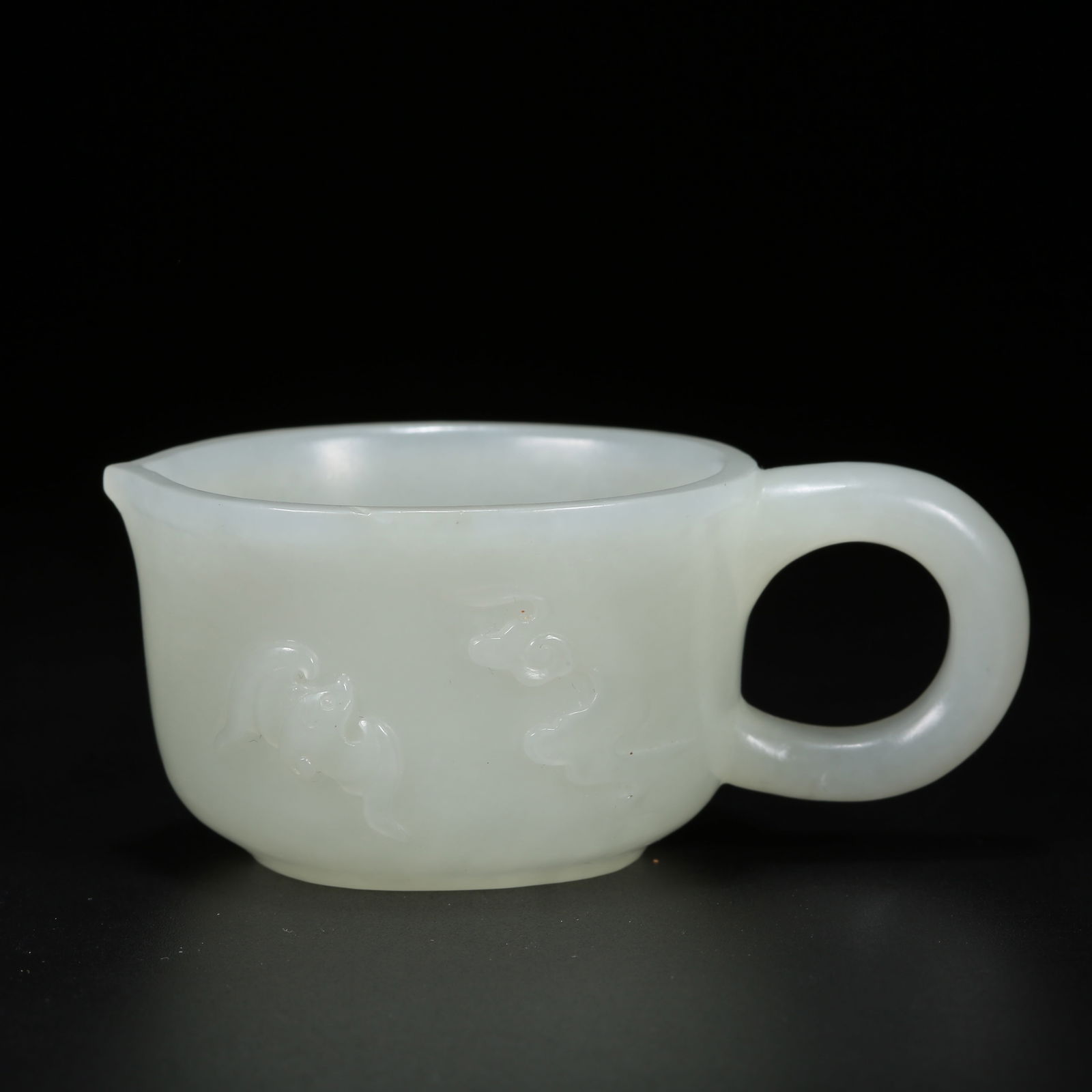 A HETIAN JADE CUP: Hetian Jade Cup