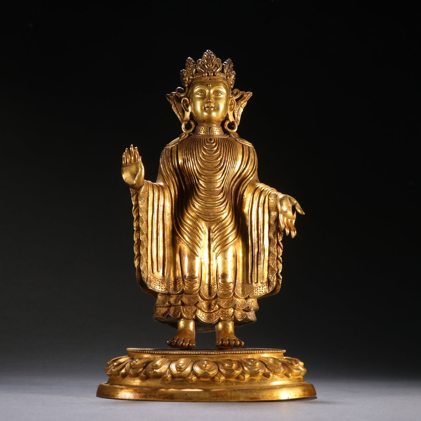 A GILDED BRONZE SANDALWOOD BUDDHA: Gilded Bronze Sandalwood Buddha
