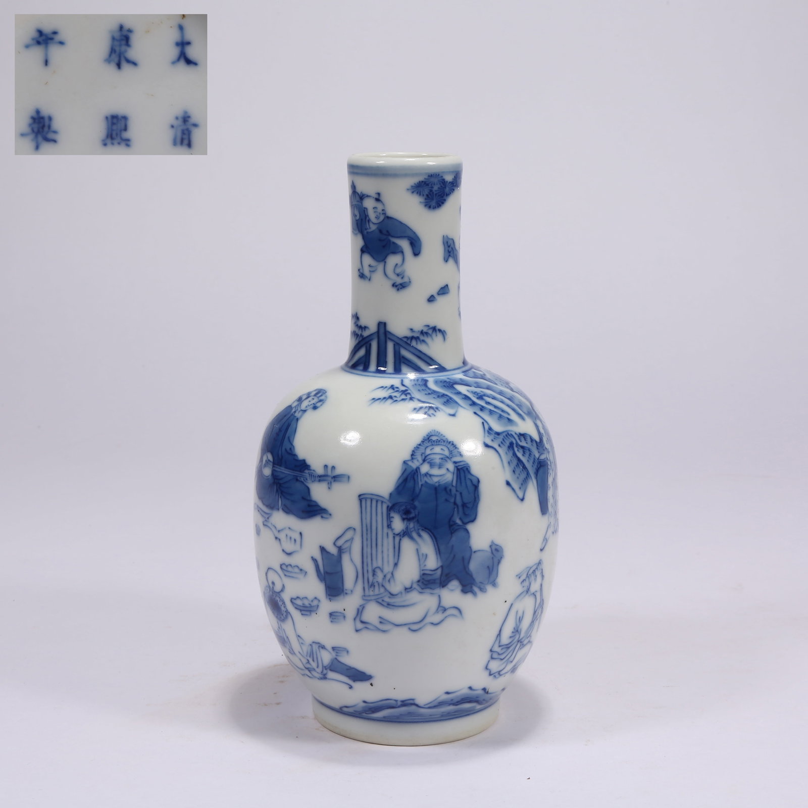 A BLUE-AND-WHITE LONG-NECKED VASE WITH FIGURES AND NARRATIVE SCENES (1 of 10)