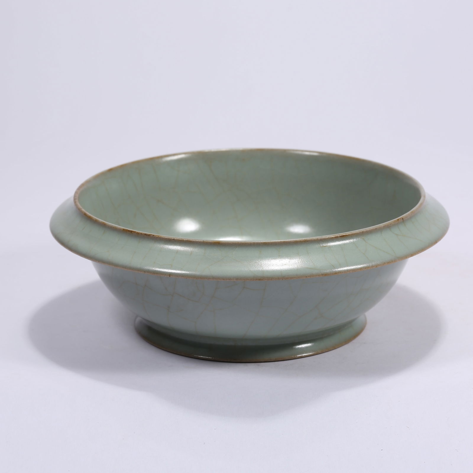 A RU WARE FOLDED-RIM BOWL (1 of 9)