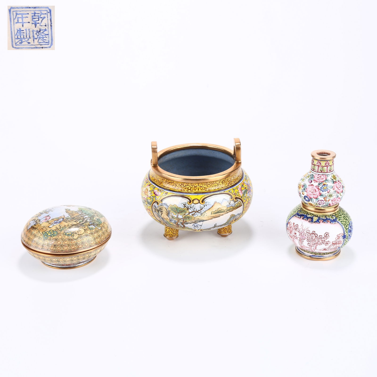 A SET OF CLOISONNÉ ENAMEL CENSER, VASE, AND BOX (1 of 9)