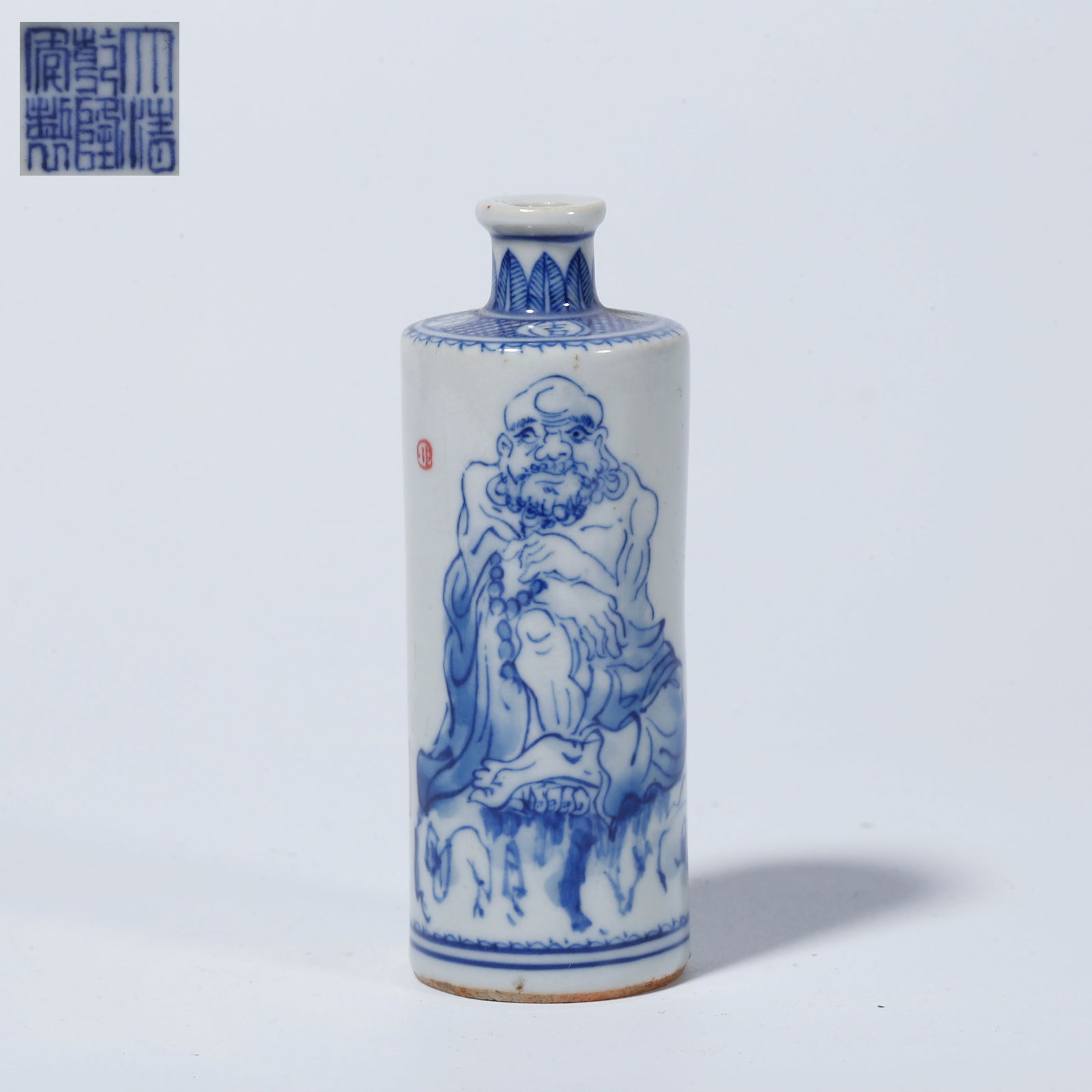 A BLUE-AND-WHITE SNUFF BOTTLE WITH ARHAT DESIGN (1 of 10)