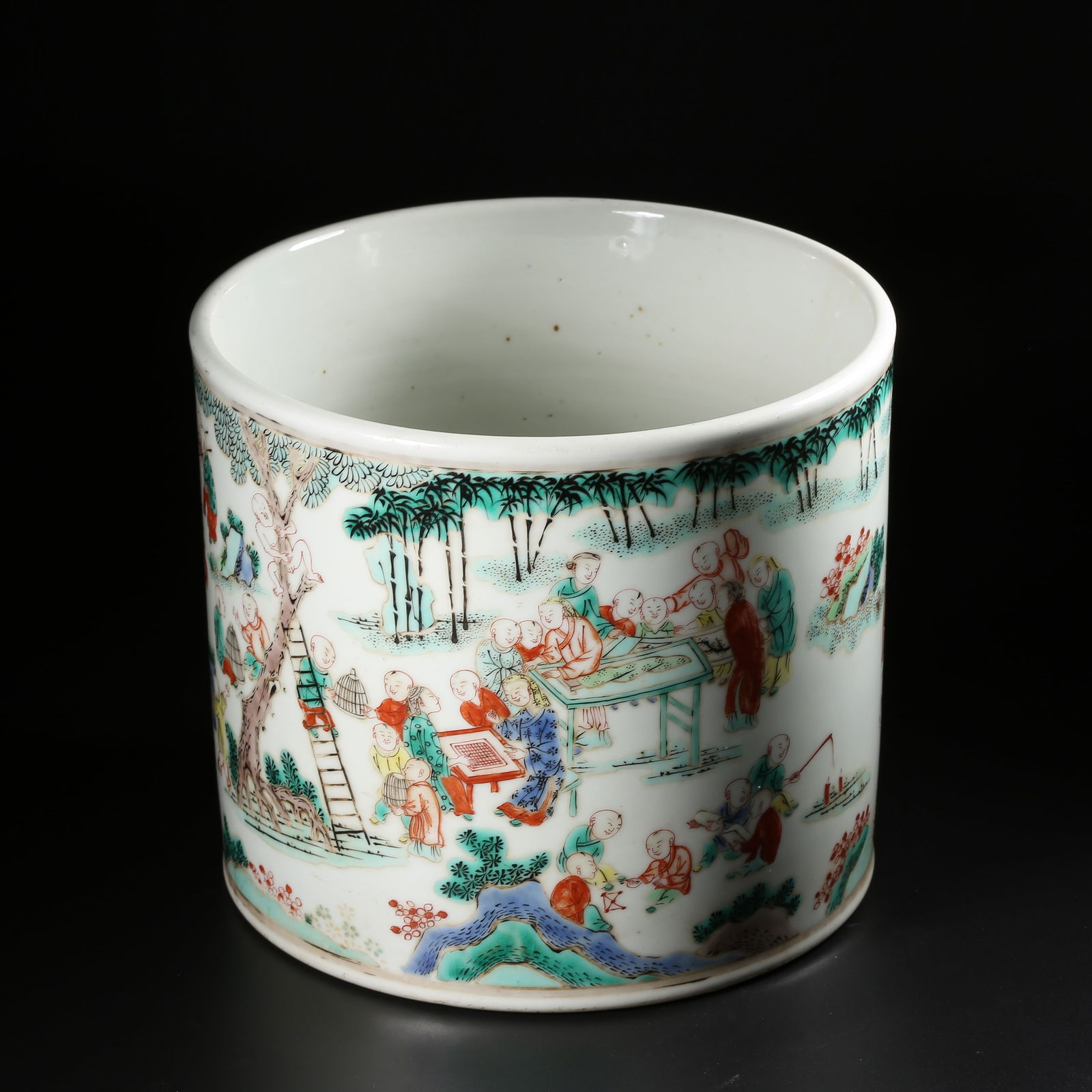 A POLYCHROME "HUNDRED CHILDREN AT PLAY" BRUSH HOLDER (1 of 9)