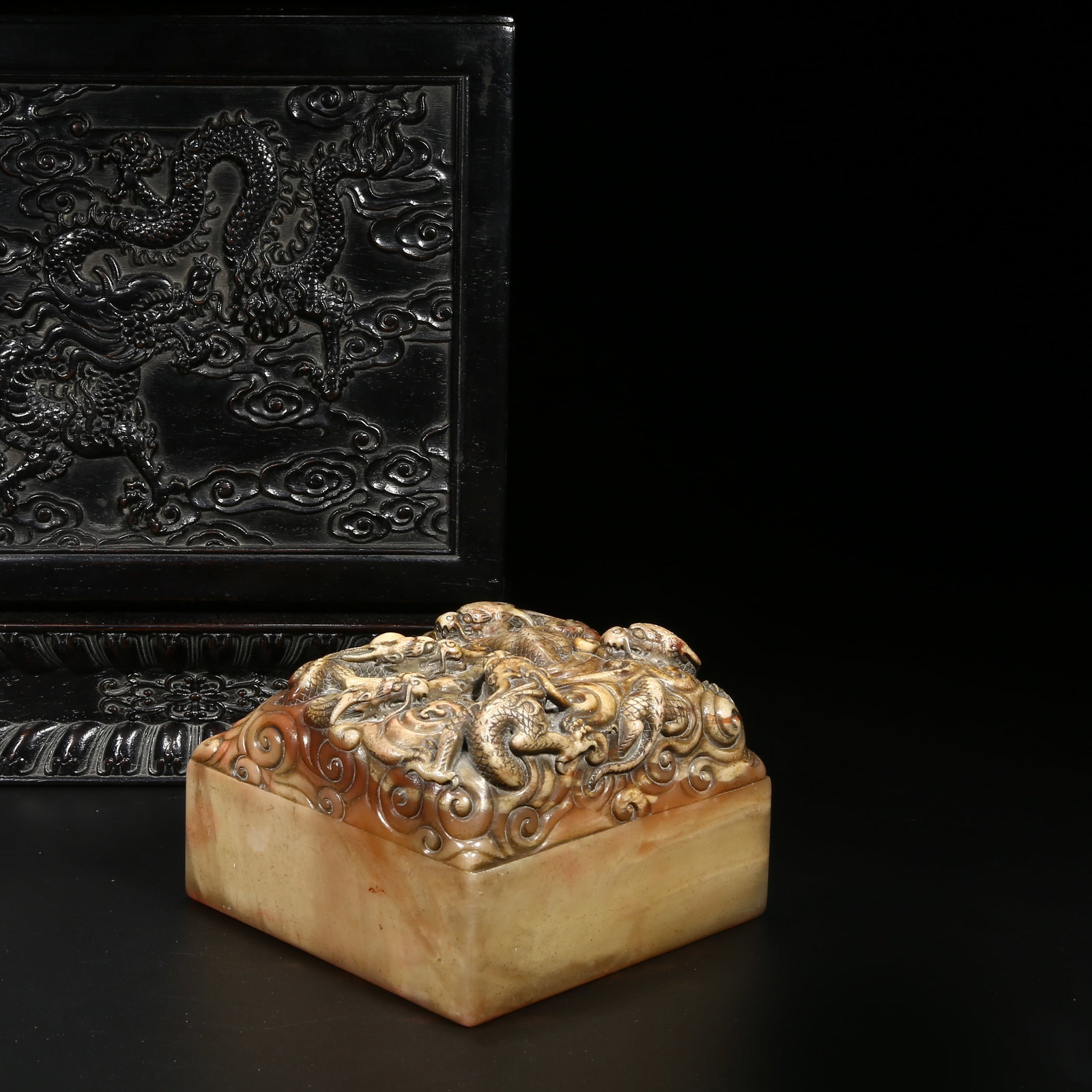A SHOUSHAN STONE SEAL WITH CLOUD AND DRAGON PATTERN WITH ZITAN WOOD BOX (1 of 8)