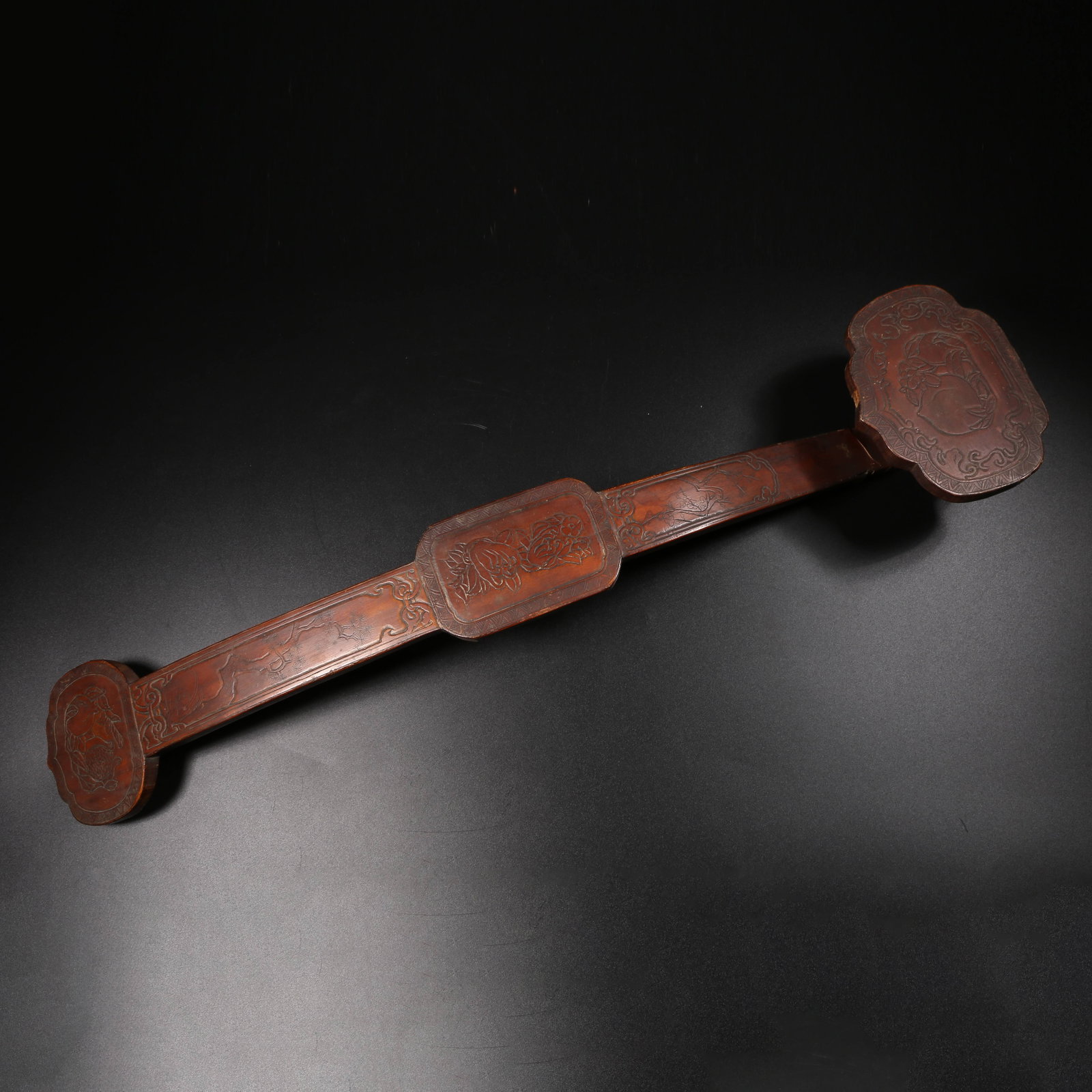 A BAMBOO-SHAFTED "THREE ABUNDANCES" RUYI (1 of 9)