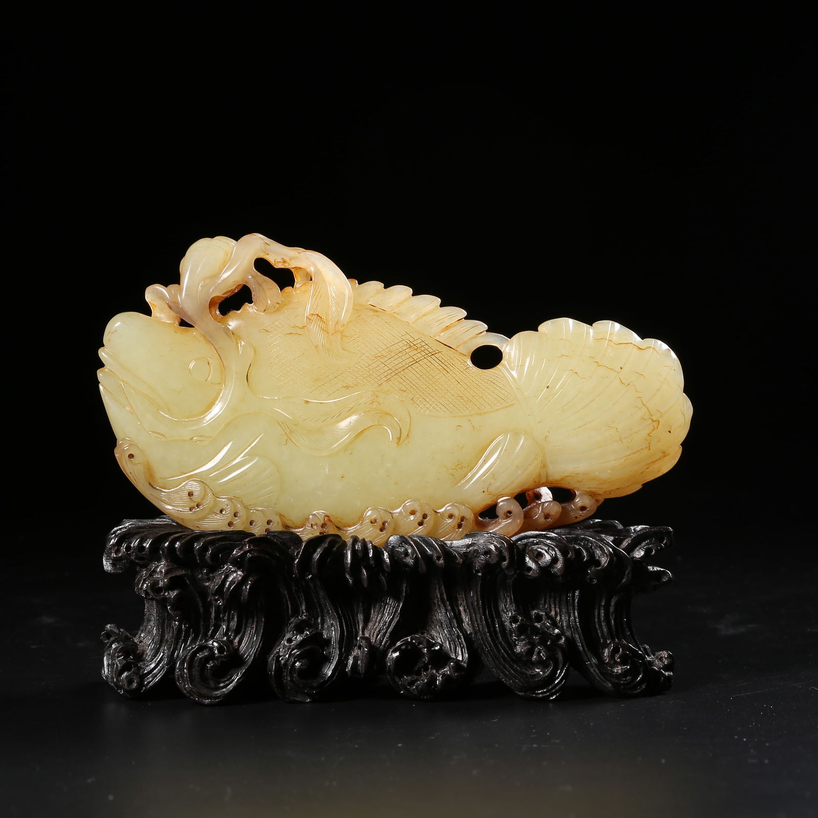 A HETIAN YELLOW JADE "SURPLUS EVERY YEAR" ORNAMENT (1 of 8)