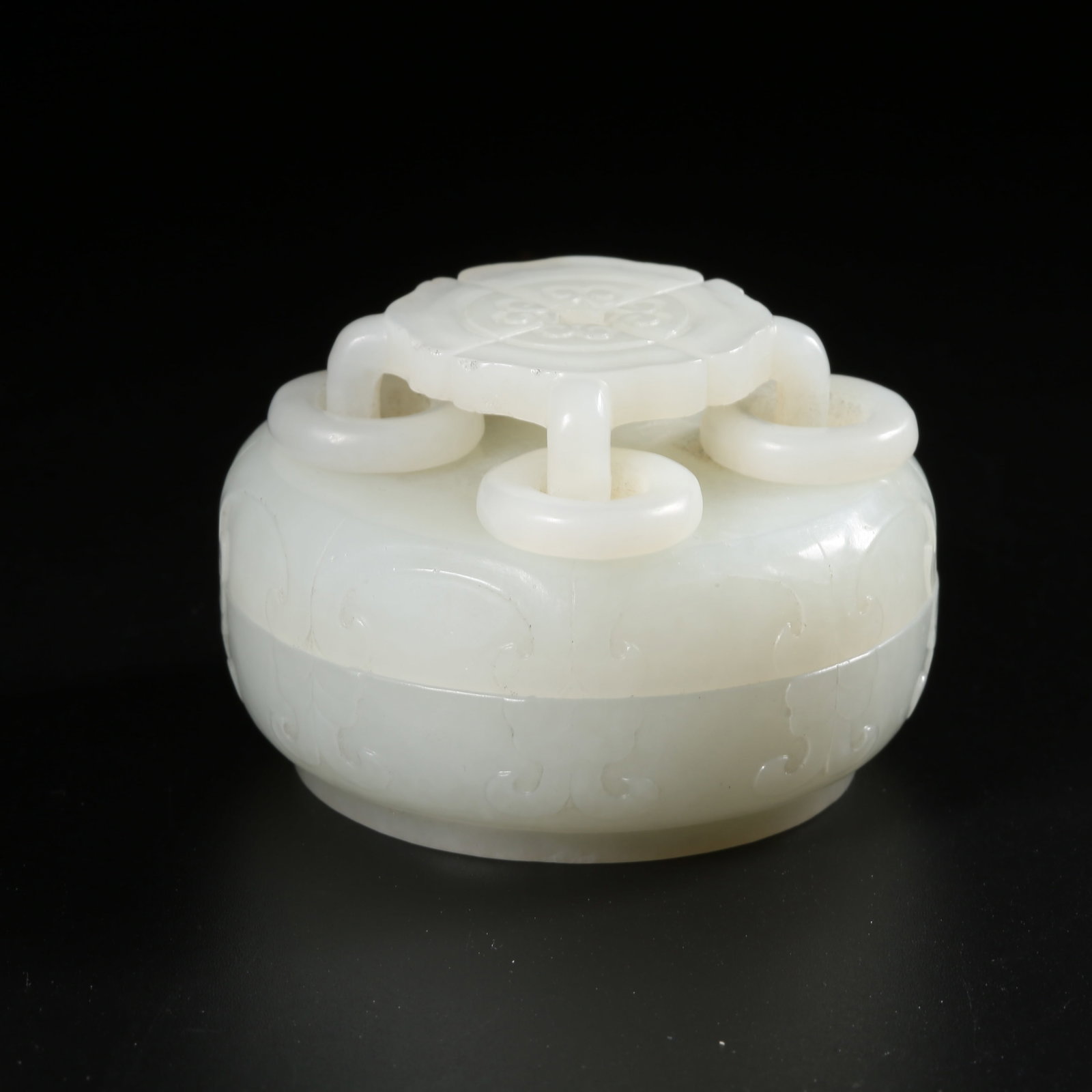 A HETIAN WHITE JADE COVERED BOX (1 of 8)