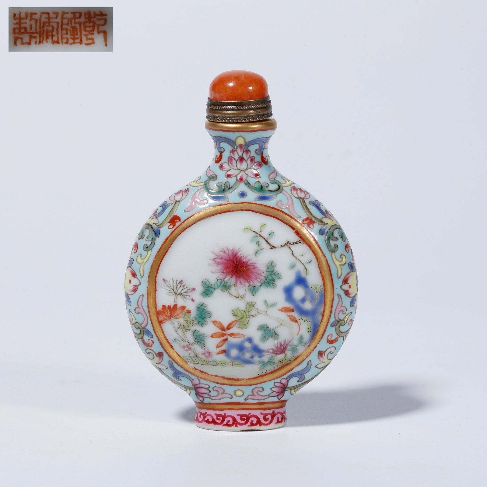 A FAMILLE ROSE SNUFF BOTTLE WITH ENAMEL-DECORATED RESERVED PANELS AND FLORAL DESIGN (1 of 11)