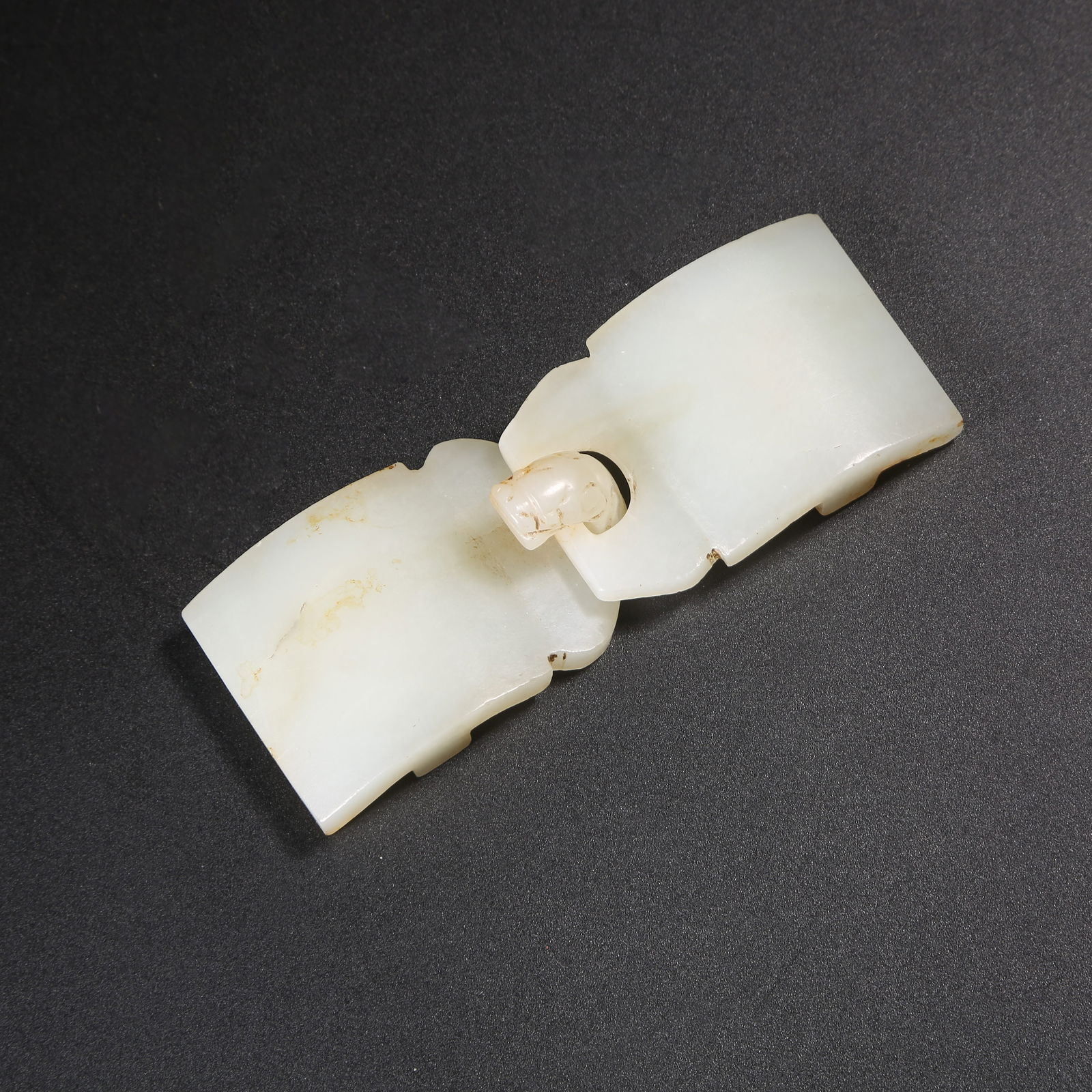 A HETIAN JADE BELT BUCKLE (1 of 8)