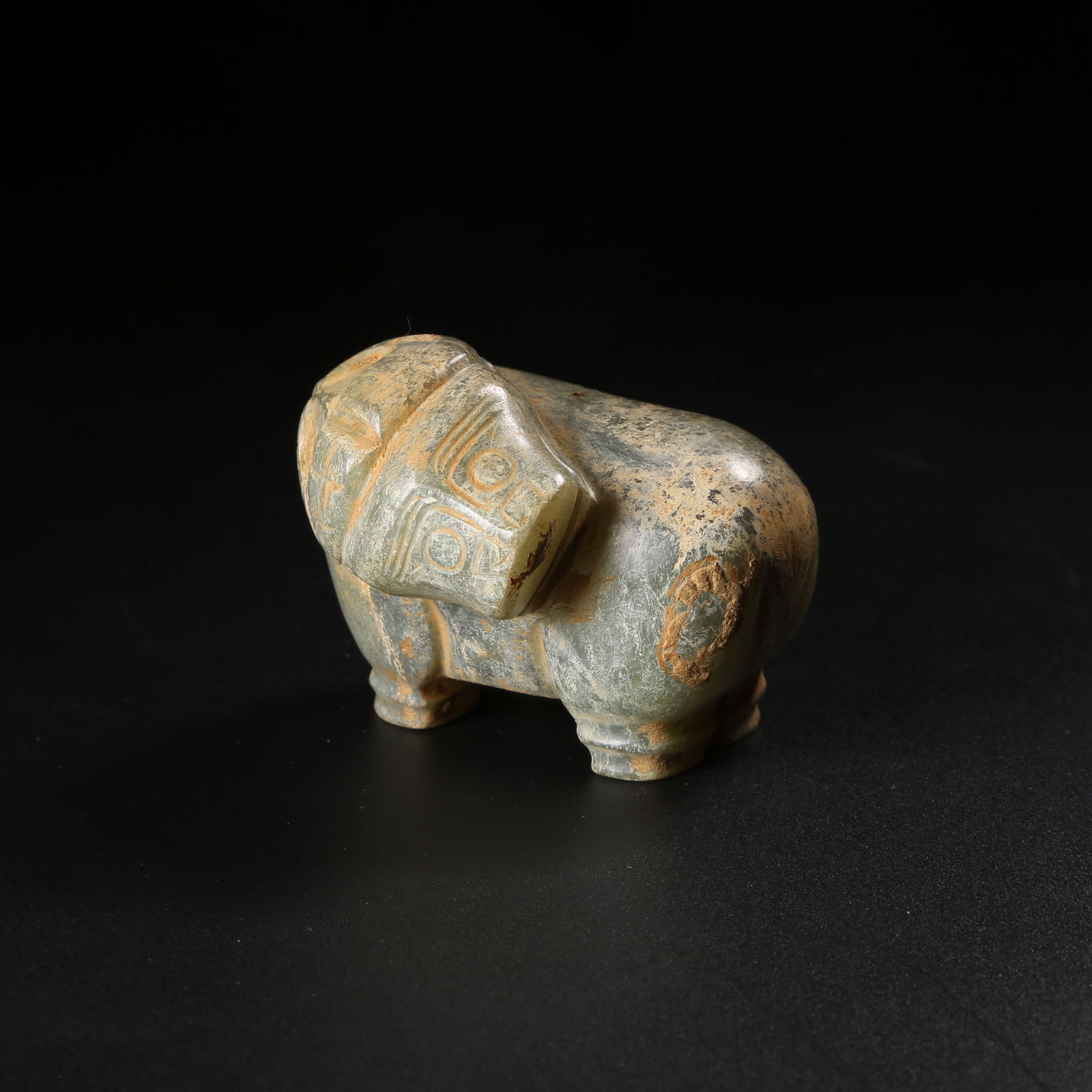 A ARCHAIC JADE OX SCULPTURE (1 of 8)
