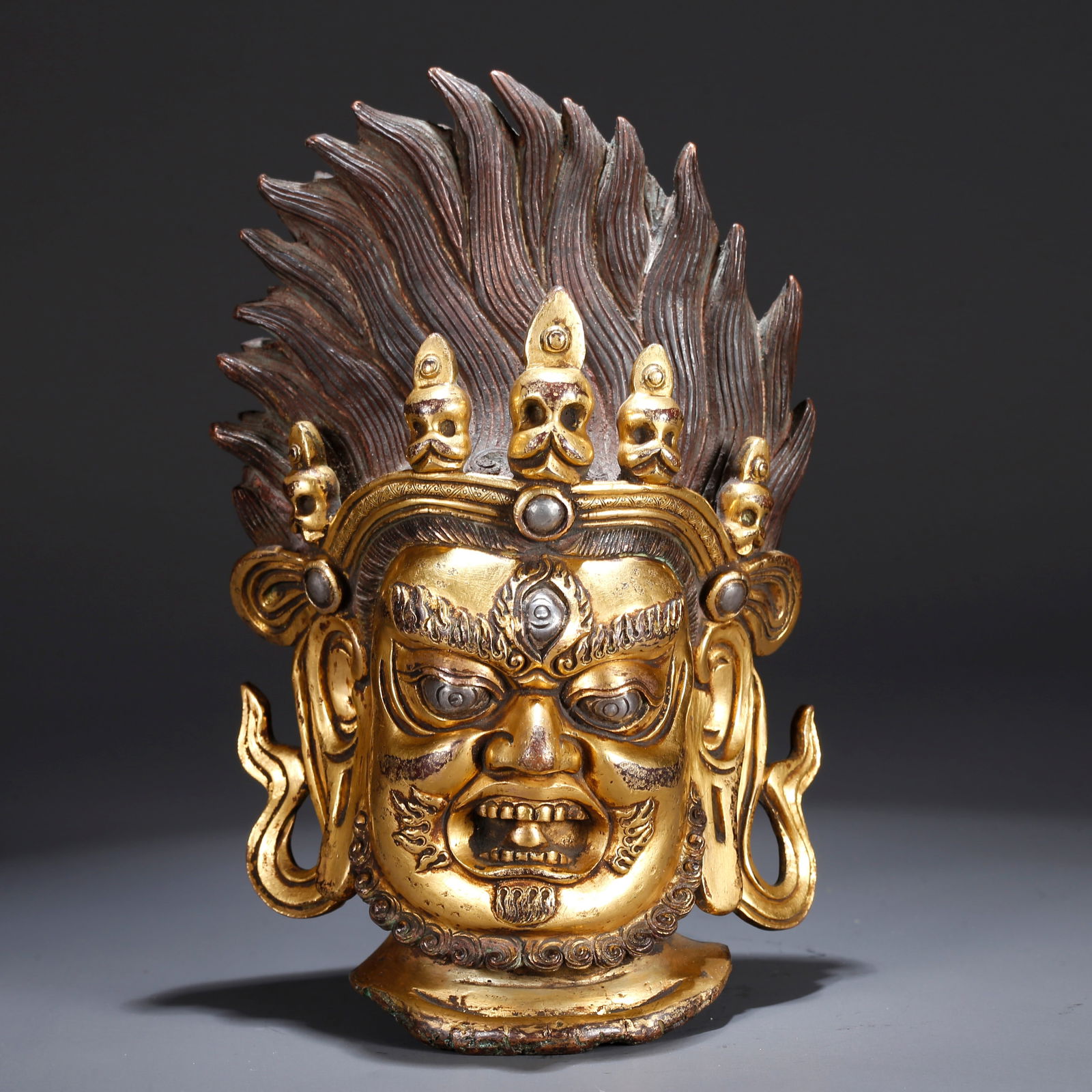 A GILT BRONZE BUDDHA HEAD (1 of 10)