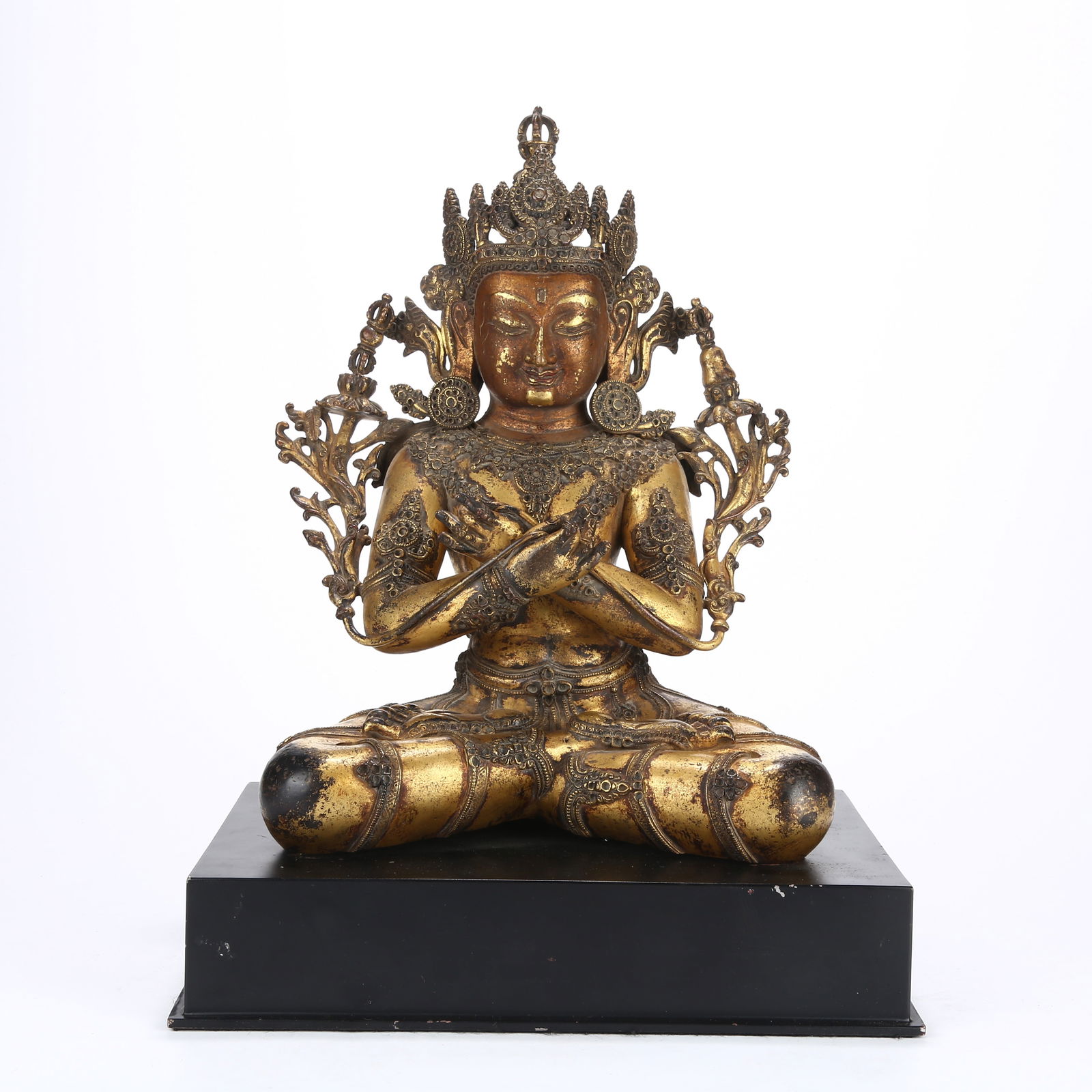 A GILT BRONZE STATUE OF VAJRASATTVA (1 of 8)