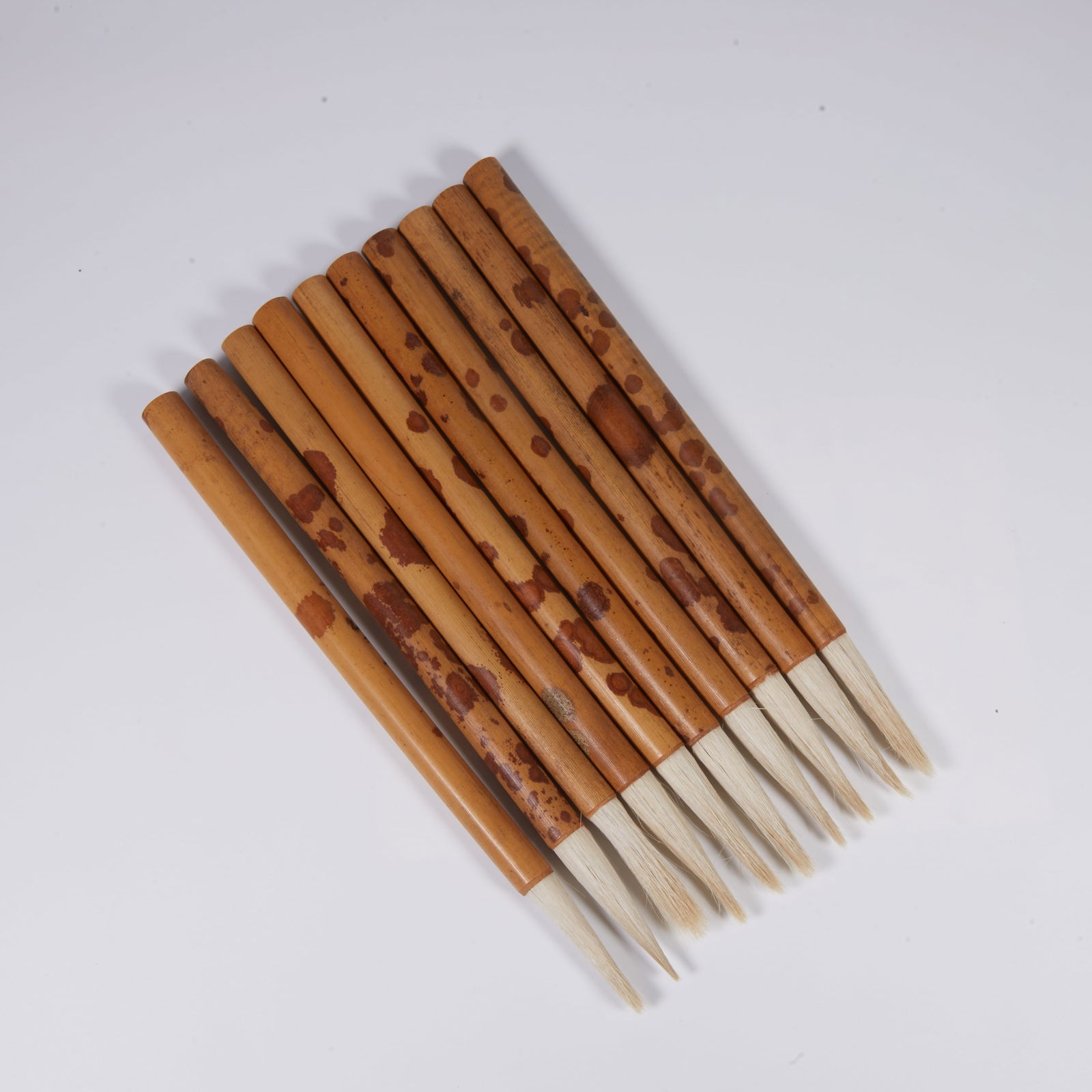A SET OF XIANGFEI BAMBOO WRITING BRUSHES (1 of 8)