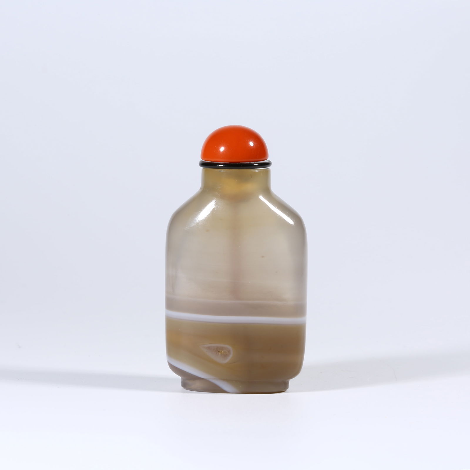 A AGATE SNUFF BOTTLE (1 of 9)