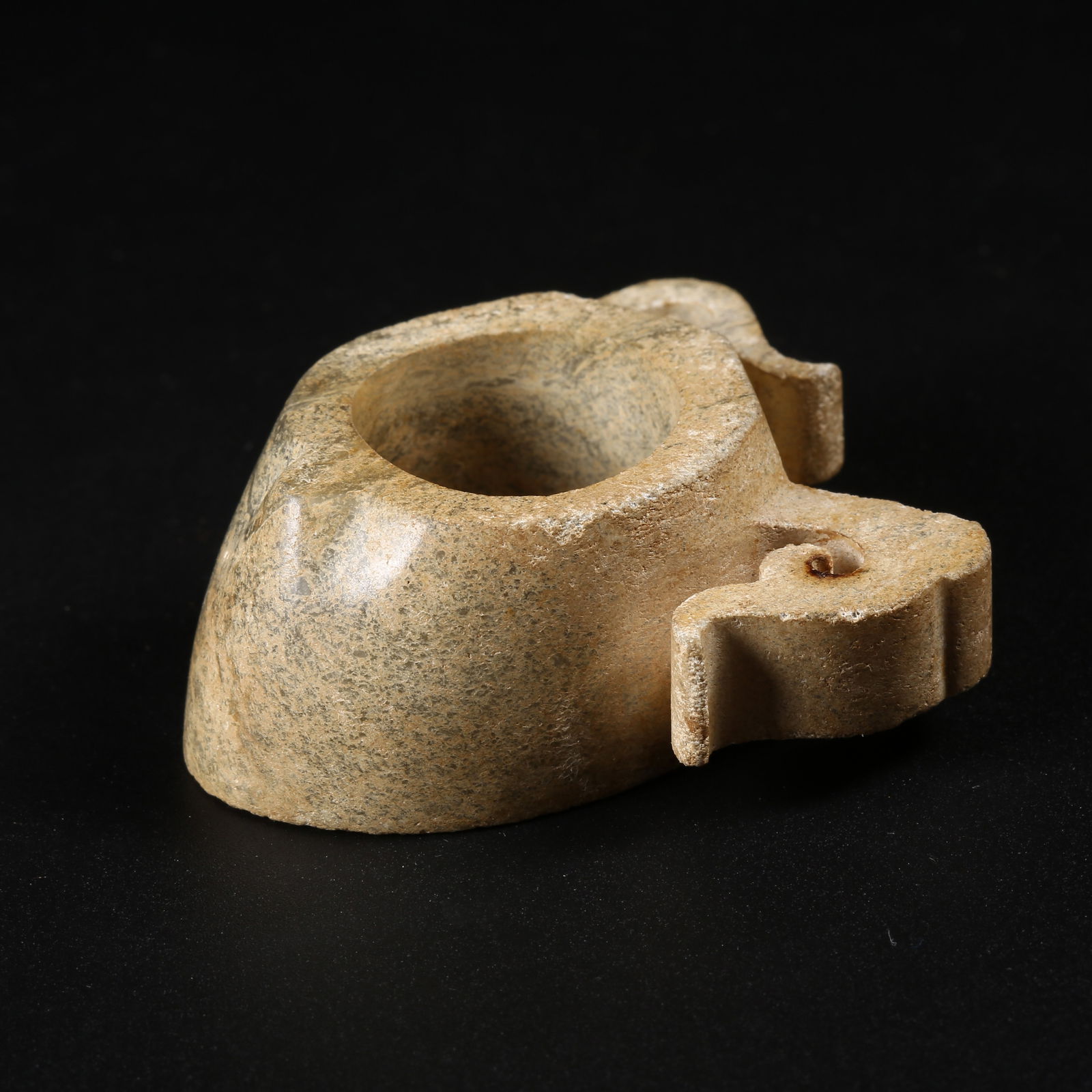 A ARCHAIC JADE ARCHERY THUMB RING (SHE) (1 of 8)