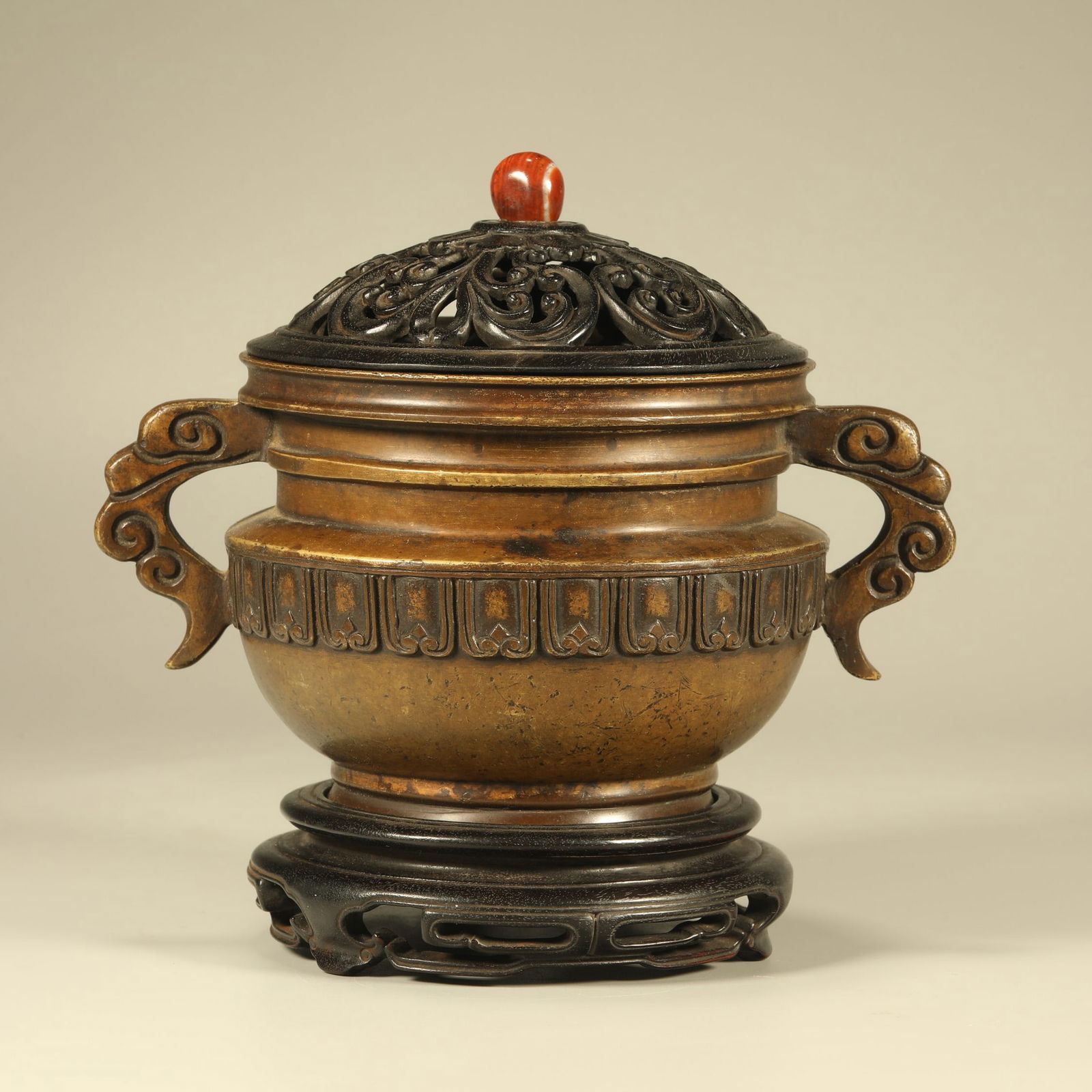 A BRONZE INCENSE BURNER WITH LOTUS-PETAL MOTIFS (1 of 6)