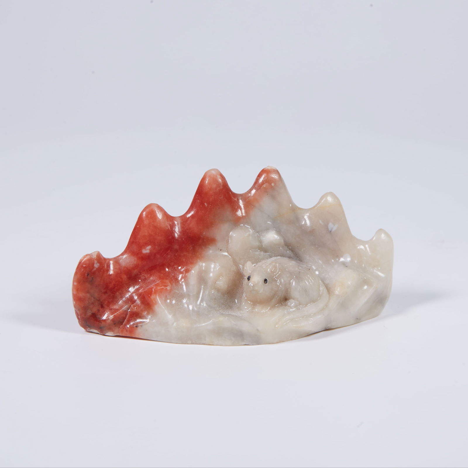 A SHOUSHAN STONE AUSPICIOUS-BEAST BRUSH REST (1 of 8)