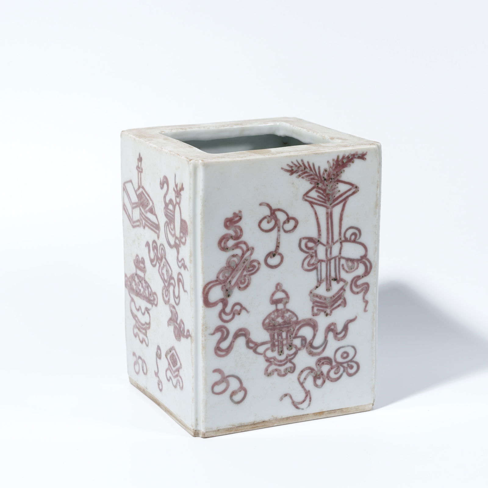 A UNDERGLAZE-RED BRUSH HOLDER WITH EIGHT TREASURES MOTIF (1 of 11)