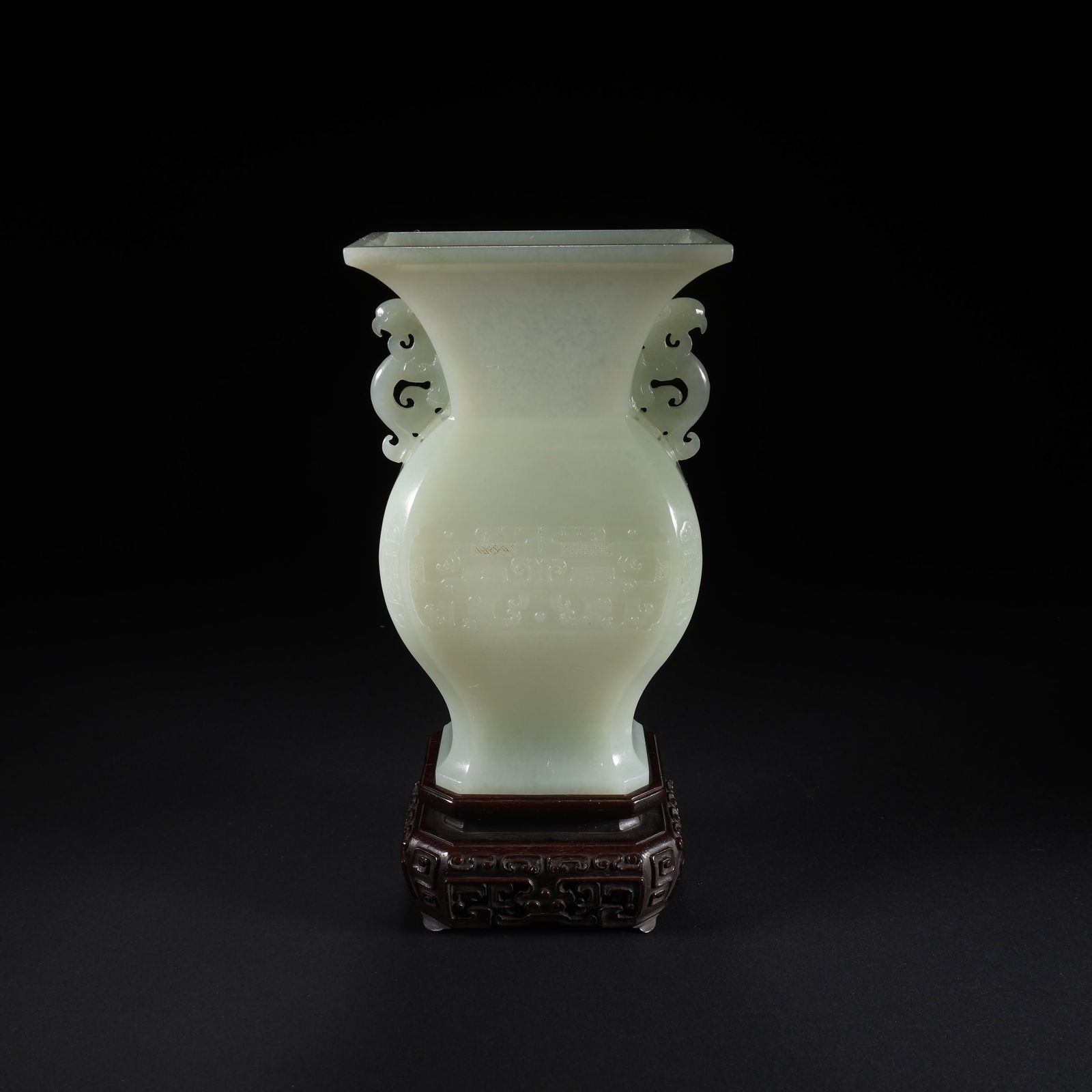 A HETIAN JADE PHOENIX-HANDLED ZUN VESSEL (1 of 8)