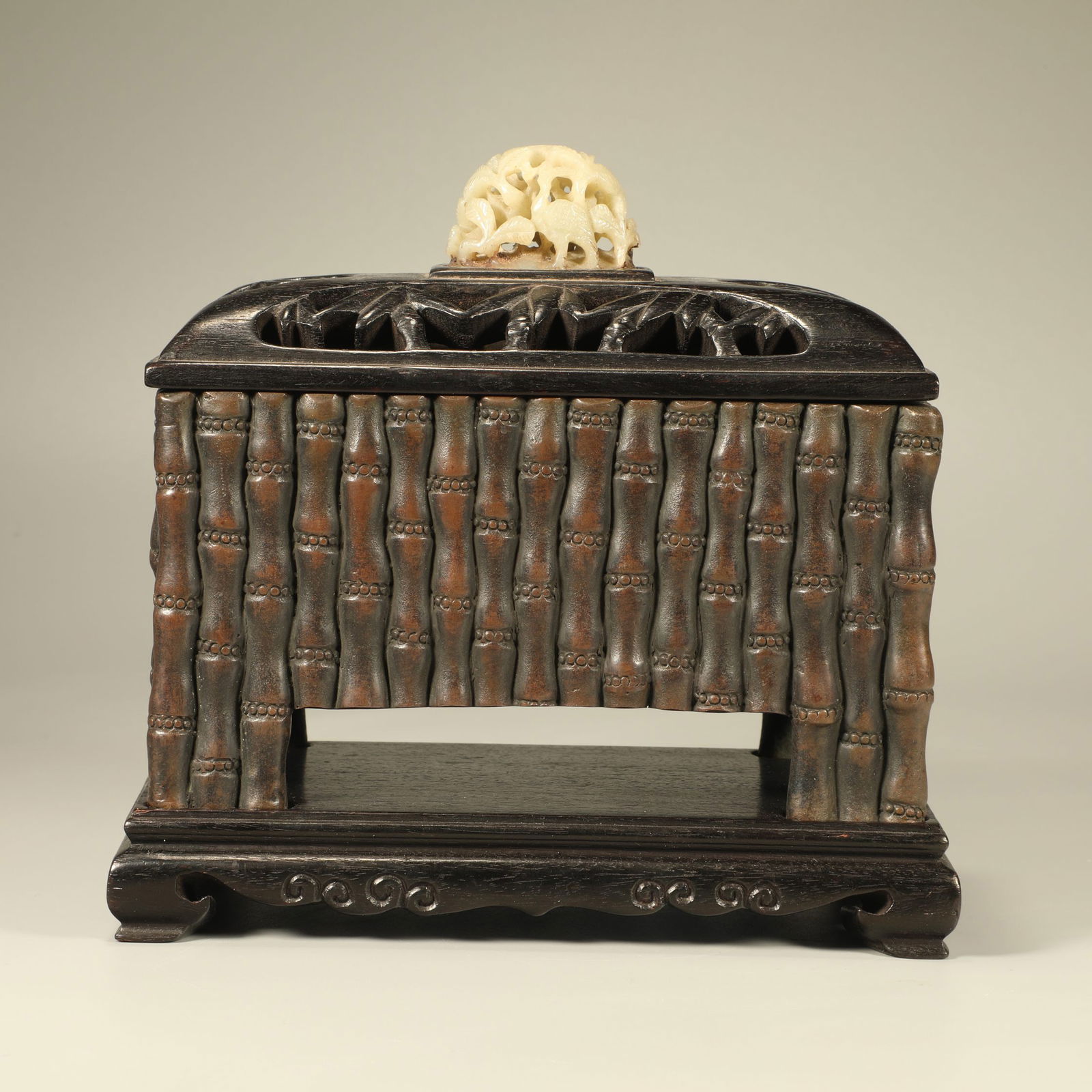 A BRONZE INCENSE BURNER WITH BAMBOO-JOINT MOTIFS (1 of 6)