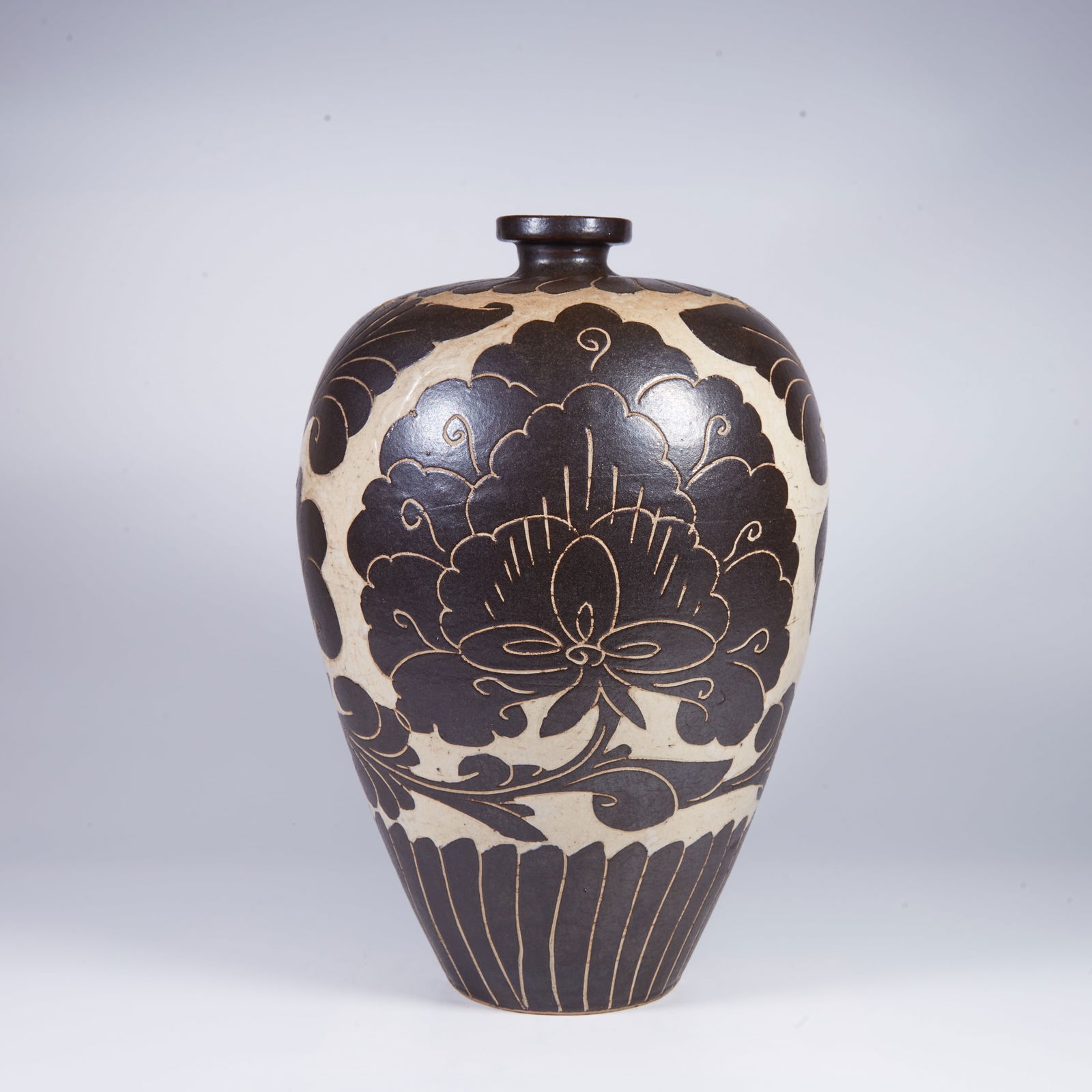 A CIZHOU WARE CARVED MEIPING VASE (1 of 9)