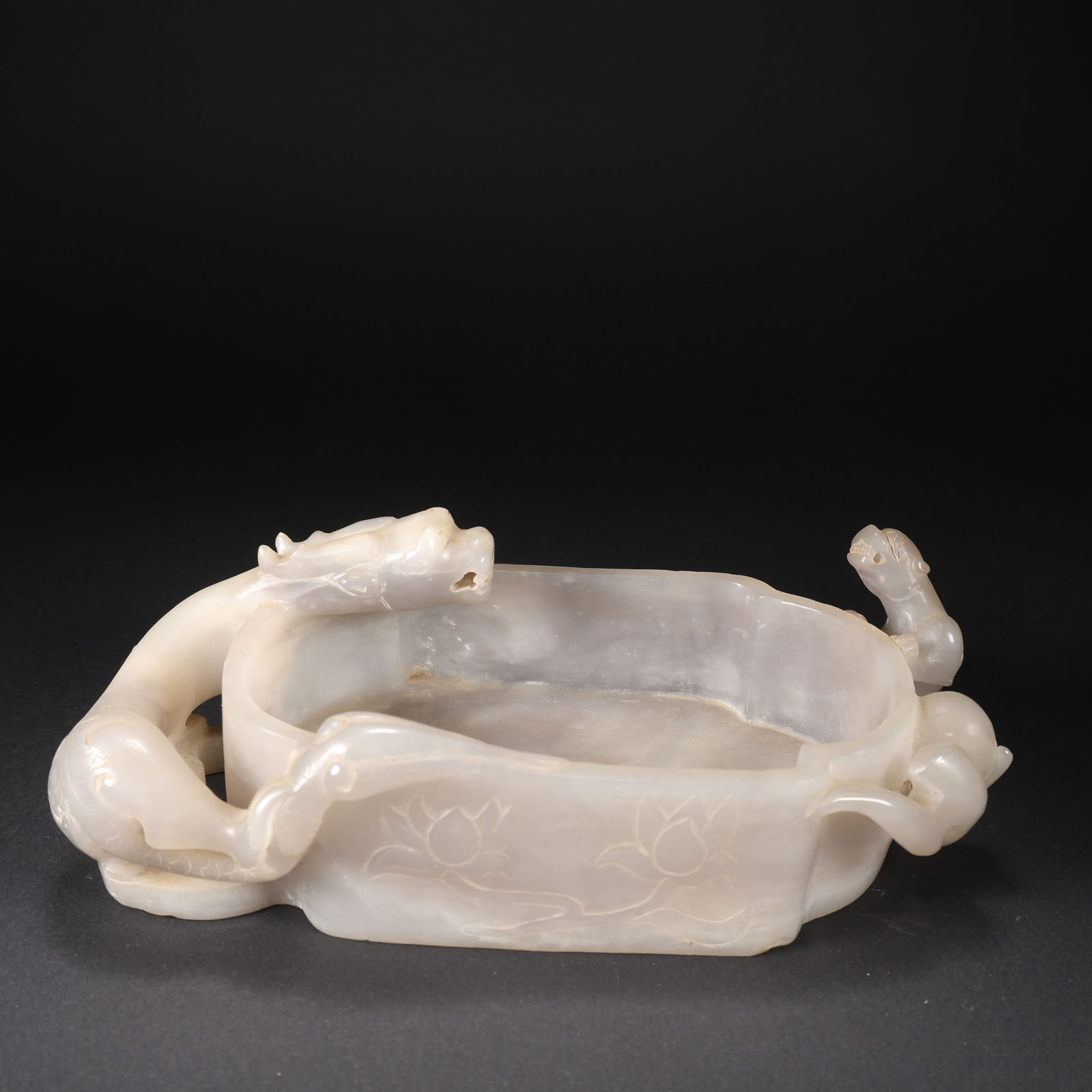 A HETIAN JADE BRUSH WASHER WITH TWO DRAGONS PLAYING WITH A PEARL (1 of 9)