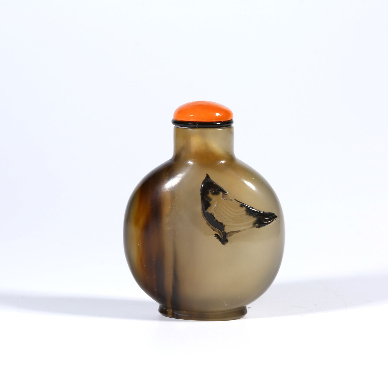 A AGATE SNUFF BOTTLE (1 of 9)