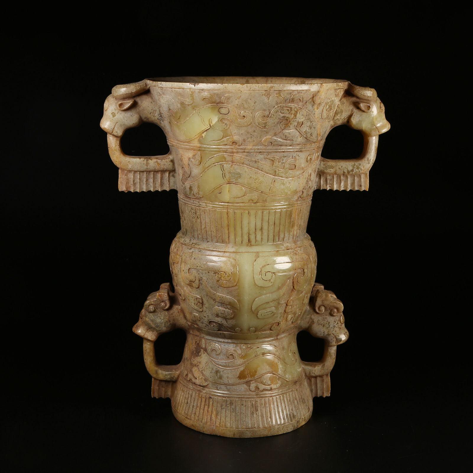A ARCHAIC JADE DOUBLE OX-HEADED RAM RITUAL VESSEL WITH BEAST-MASK DESIGN (1 of 9)