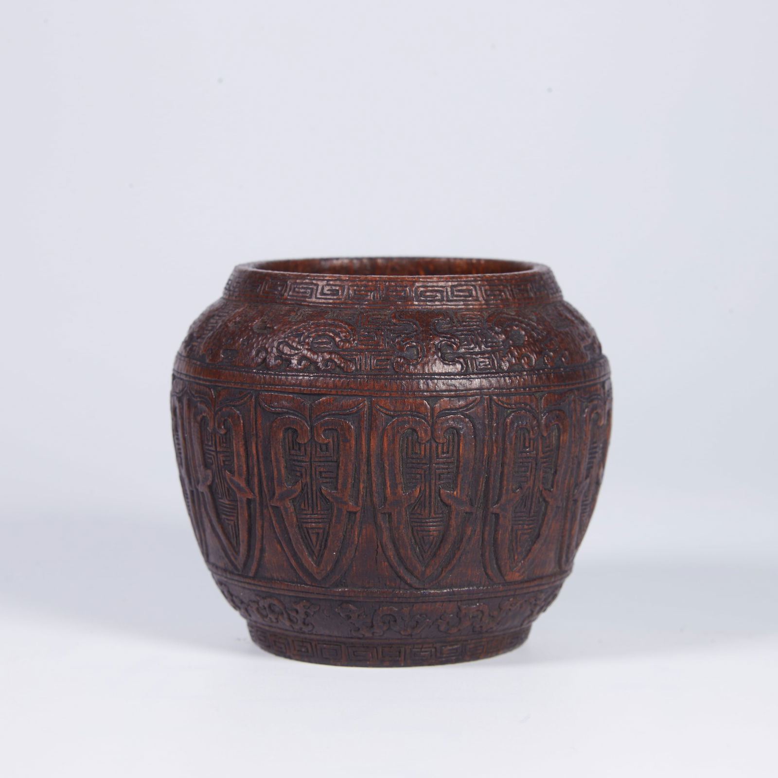 A BAMBOO ROOT–CARVED SMALL JAR (1 of 7)