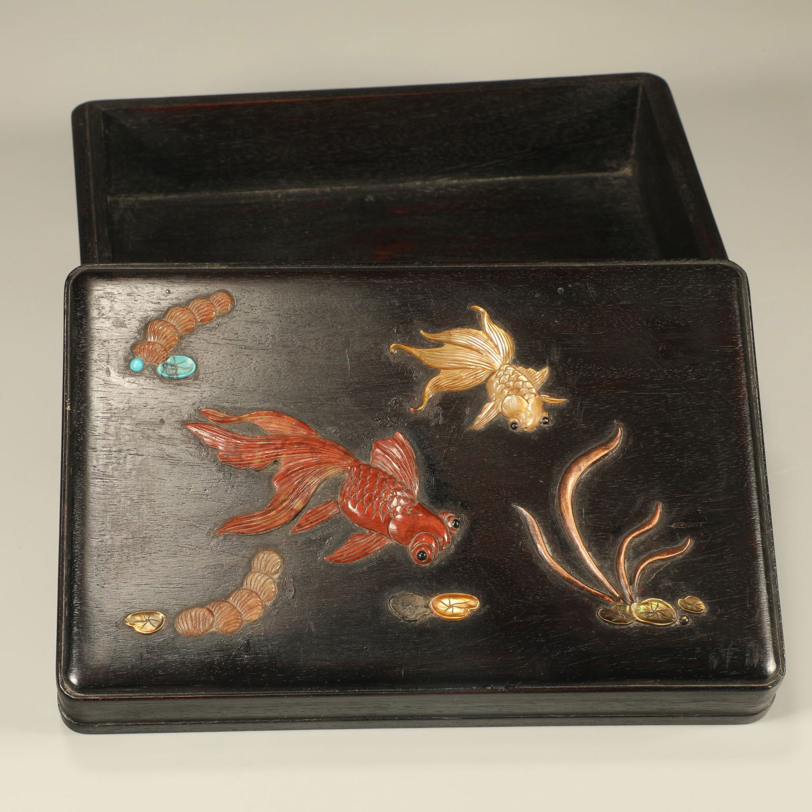 A ZITAN INLAID "HUNDRED TREASURES, GOLD AND JADE FILLING THE HALL" COVERED BOX (1 of 7)