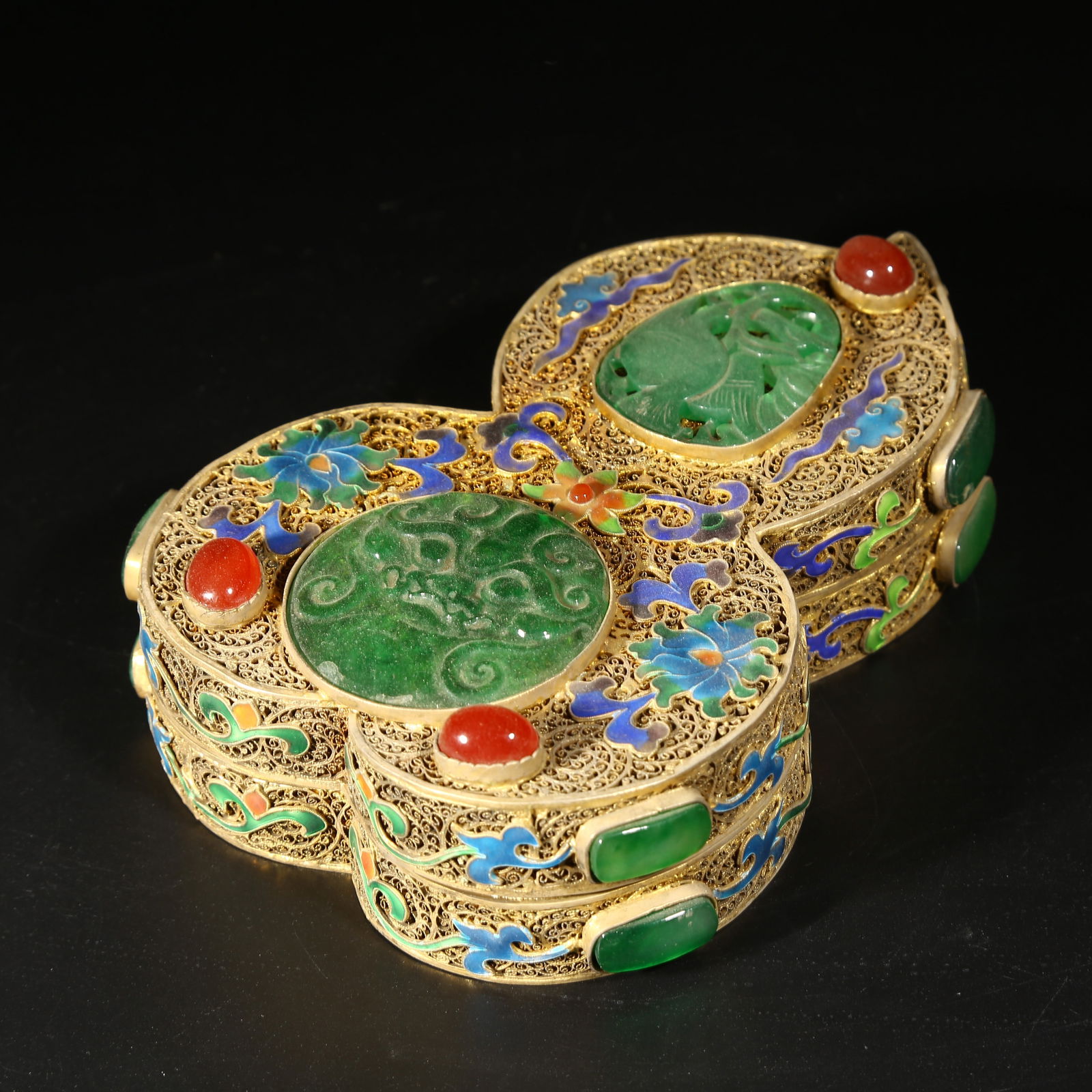 A GILDED SILVER FILIGREE GOURD-SHAPED LIDDED BOX (1 of 9)