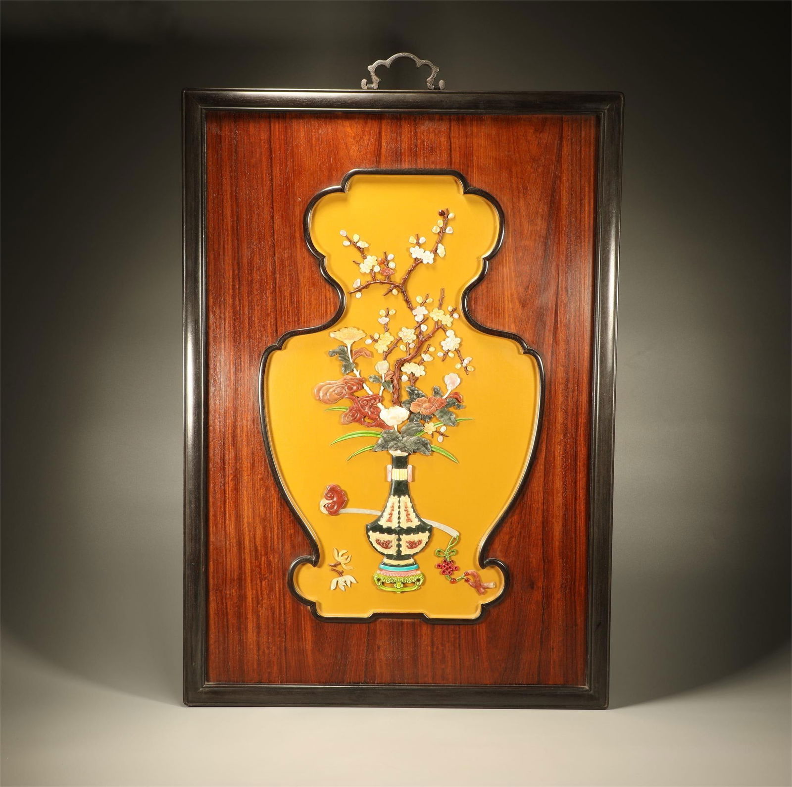 A ZITAN CARVED "HUNDRED TREASURES" WITH FLOWER-AND-BOGUTU MOTIF: Zitan Carved "Hundred Treasures" with Flower-and-Bogutu Motif