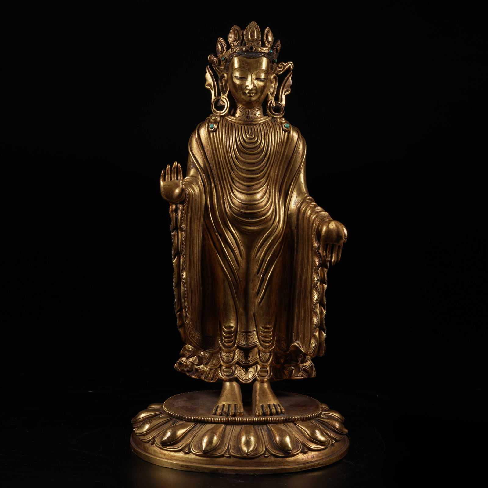 A GILT-BRONZE SANDALWOOD BUDDHA STATUE: Gilt-Bronze Sandalwood Buddha Statue