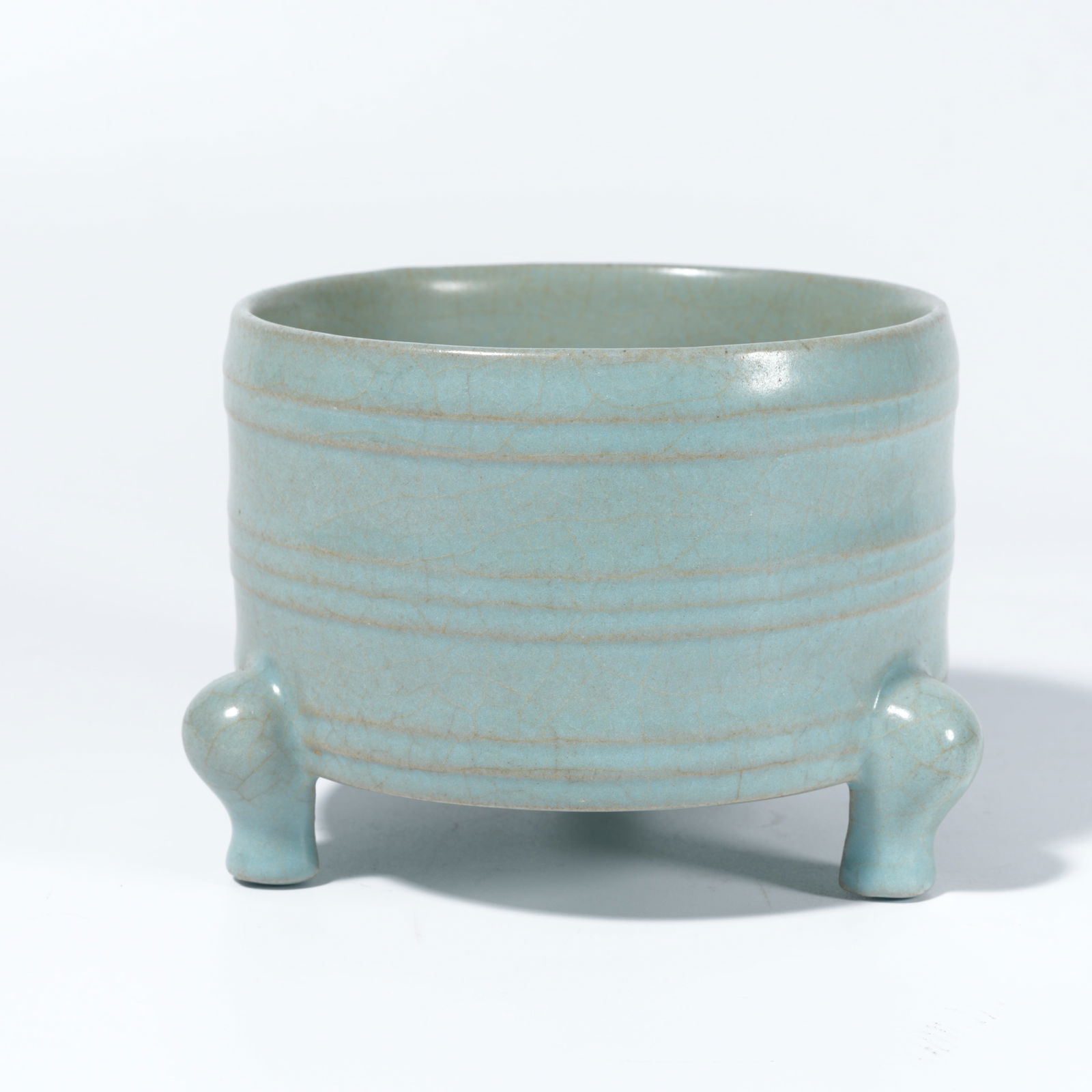 A RU WARE TRIPOD CENSER (1 of 9)